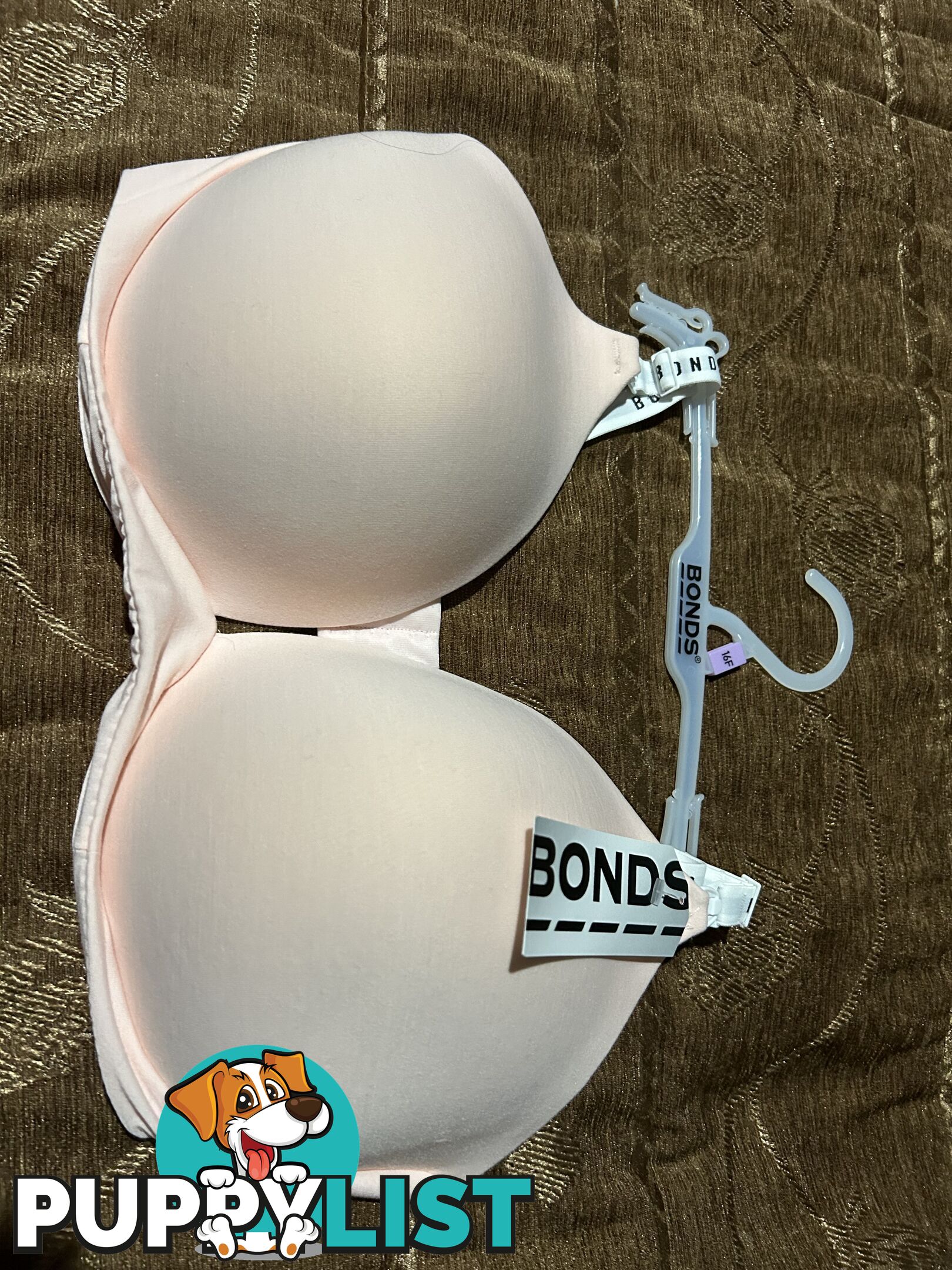 Ladies brand-new assorted bras size 16 F x 3