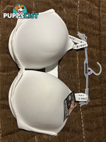 Ladies brand-new assorted bras size 16 F x 3