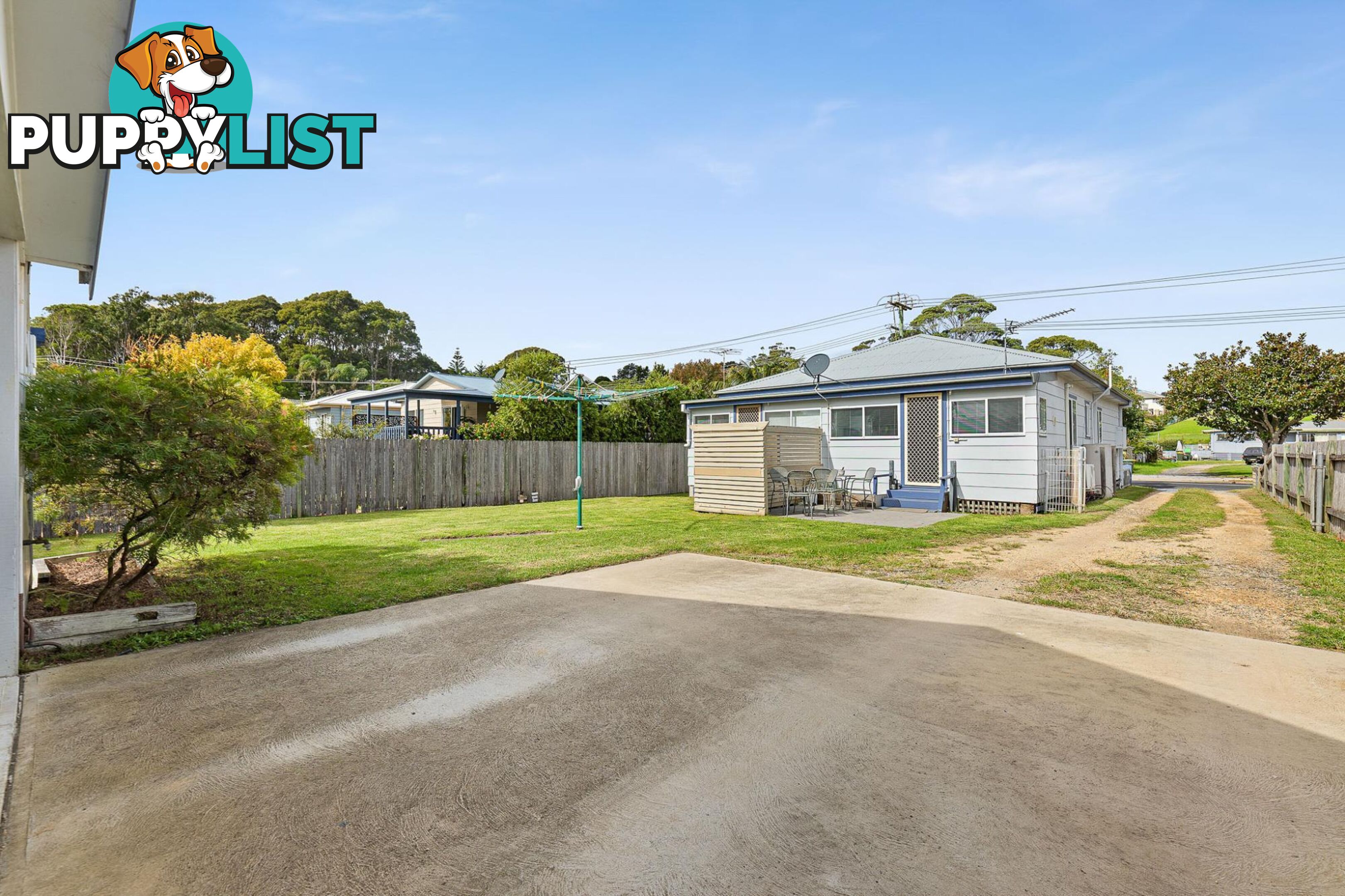 28 Mcmillan Road NAROOMA NSW 2546