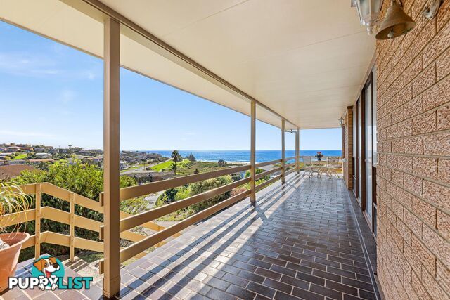 22 Warbler Crescent NORTH NAROOMA NSW 2546