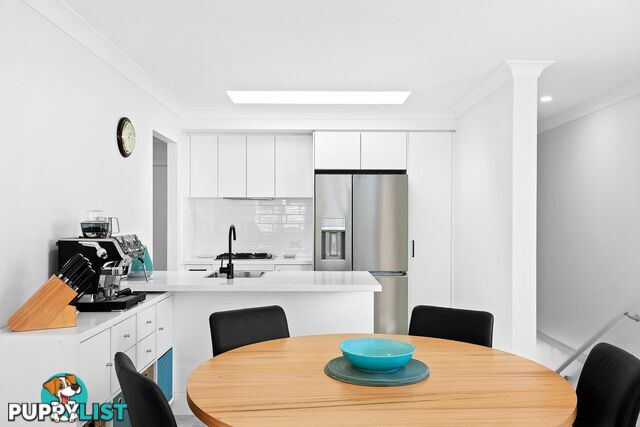 12 Yellowfin Close NAROOMA NSW 2546