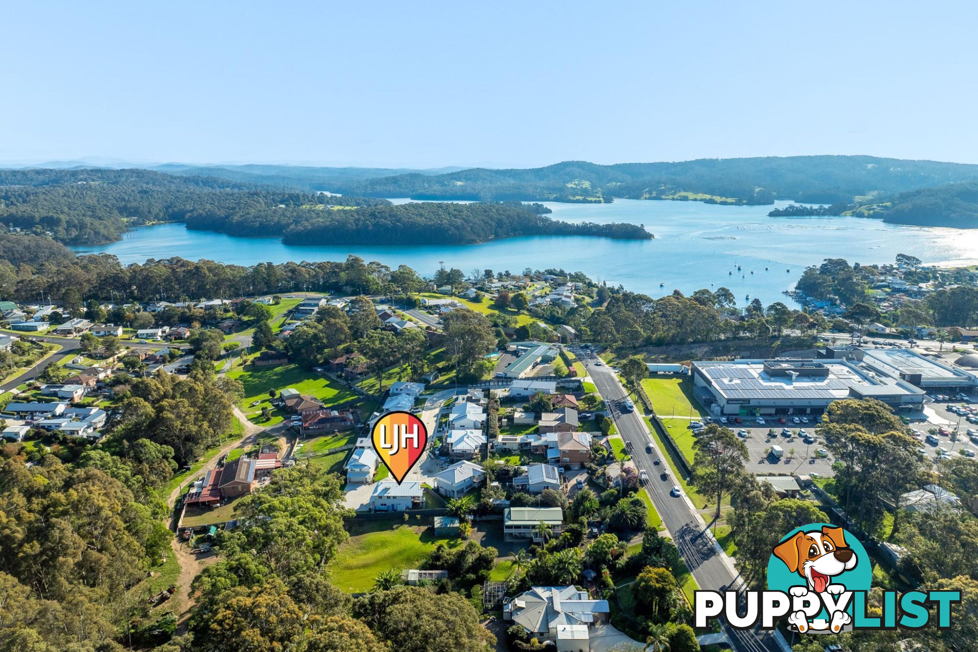 12 Yellowfin Close NAROOMA NSW 2546