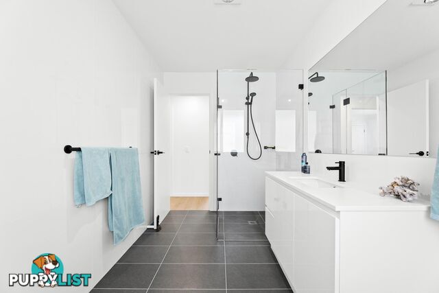 12 Yellowfin Close NAROOMA NSW 2546