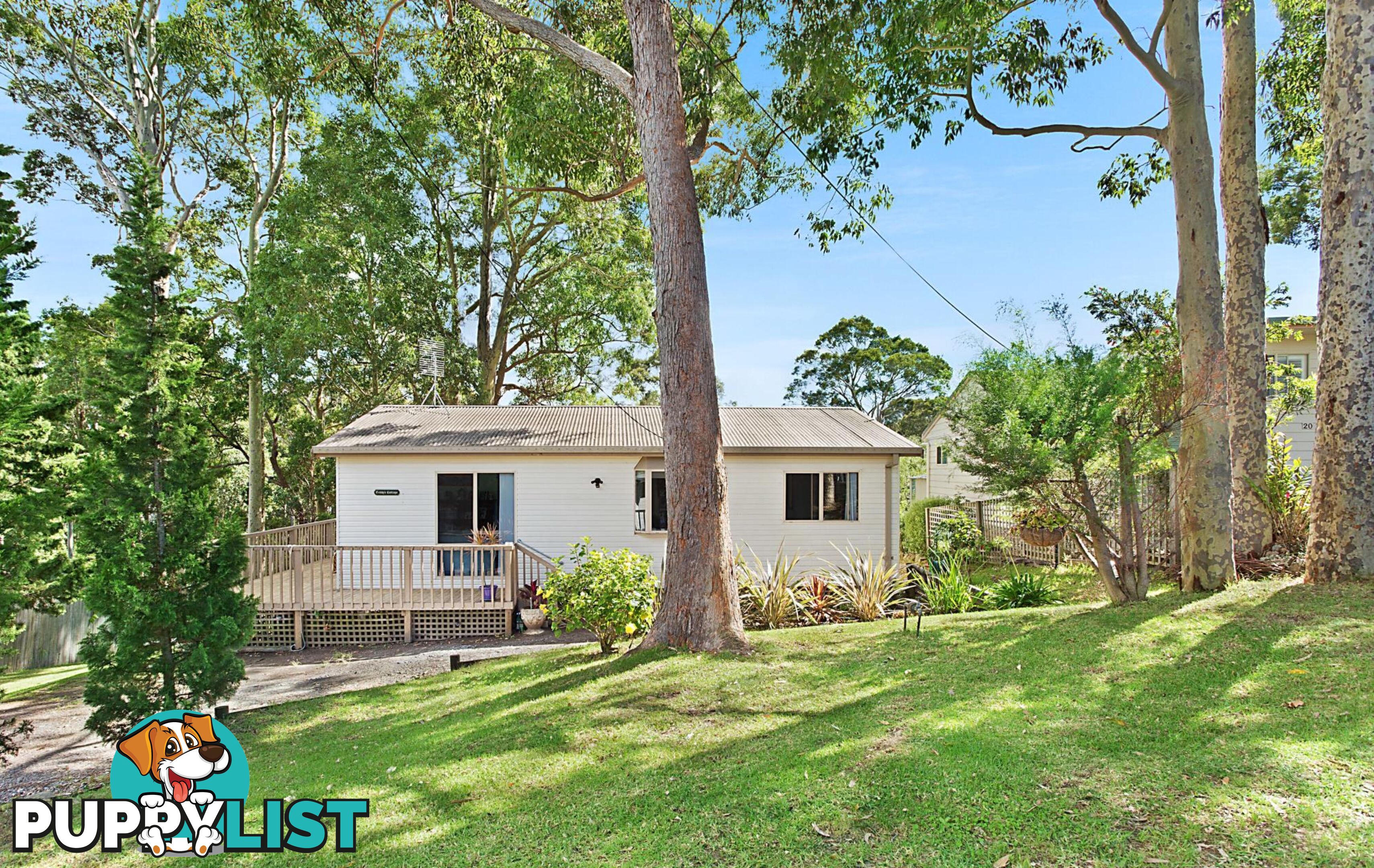 22 Old Highway NAROOMA NSW 2546