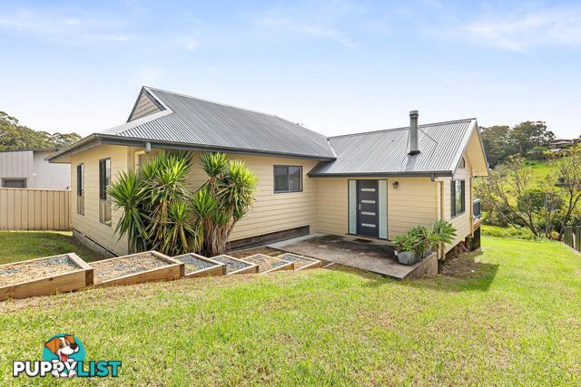 8 Creighton Parade NORTH NAROOMA NSW 2546