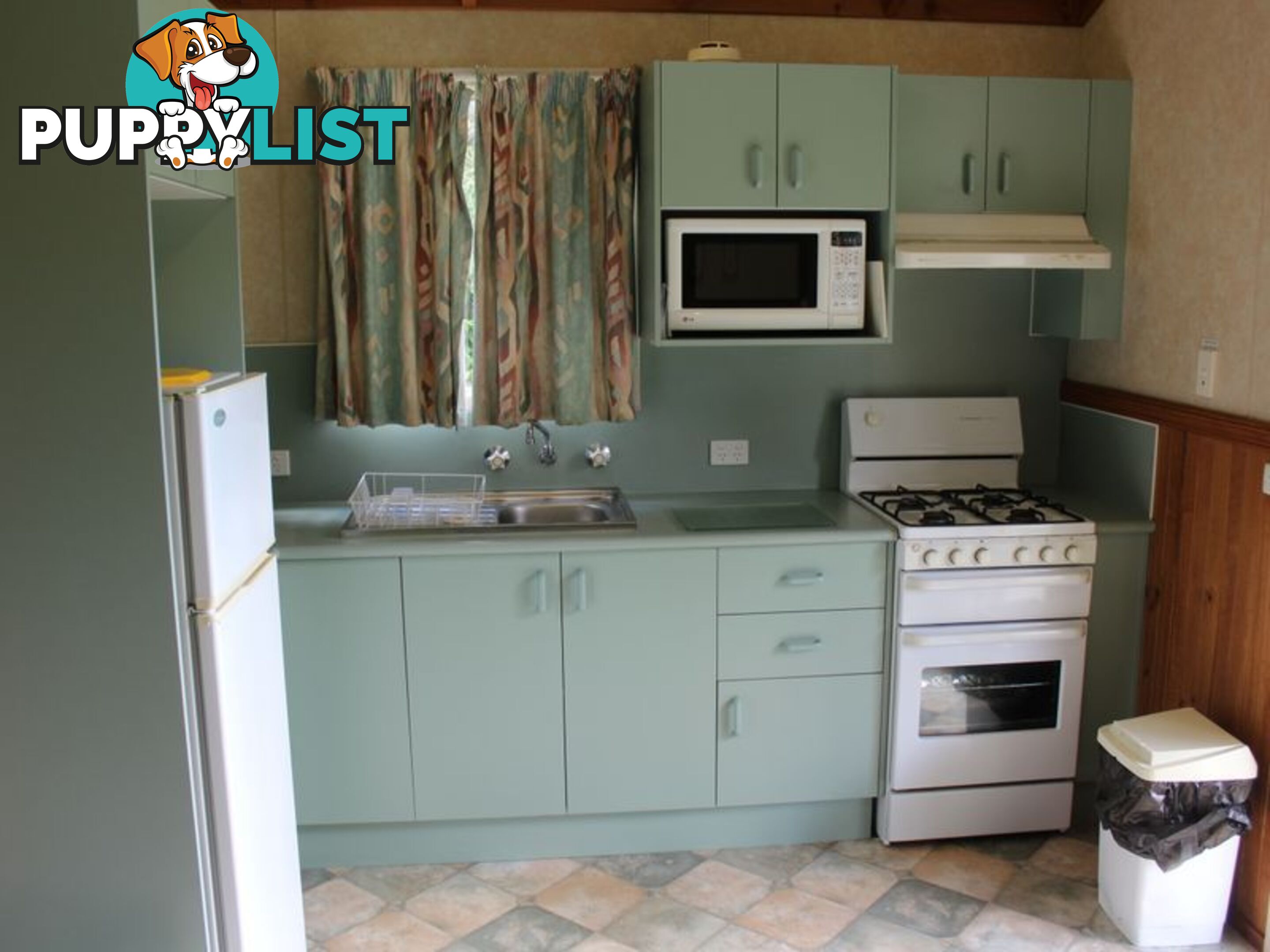 Cabin 1/69-71 Beauty Point Road, Beauty Poin BERMAGUI NSW 2546