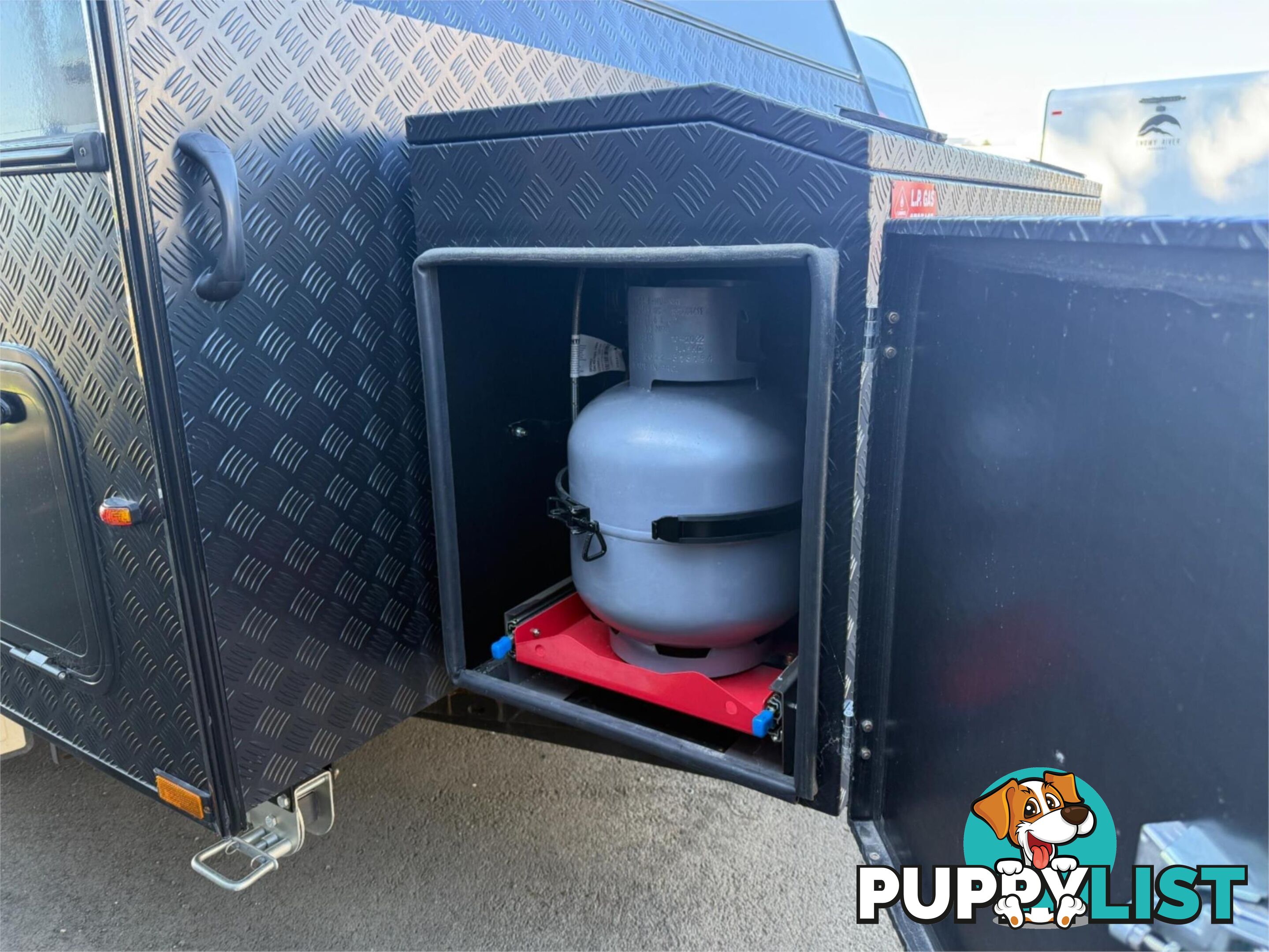 2023 SNOWY RIVER SRT-20F CARAVAN 20FT