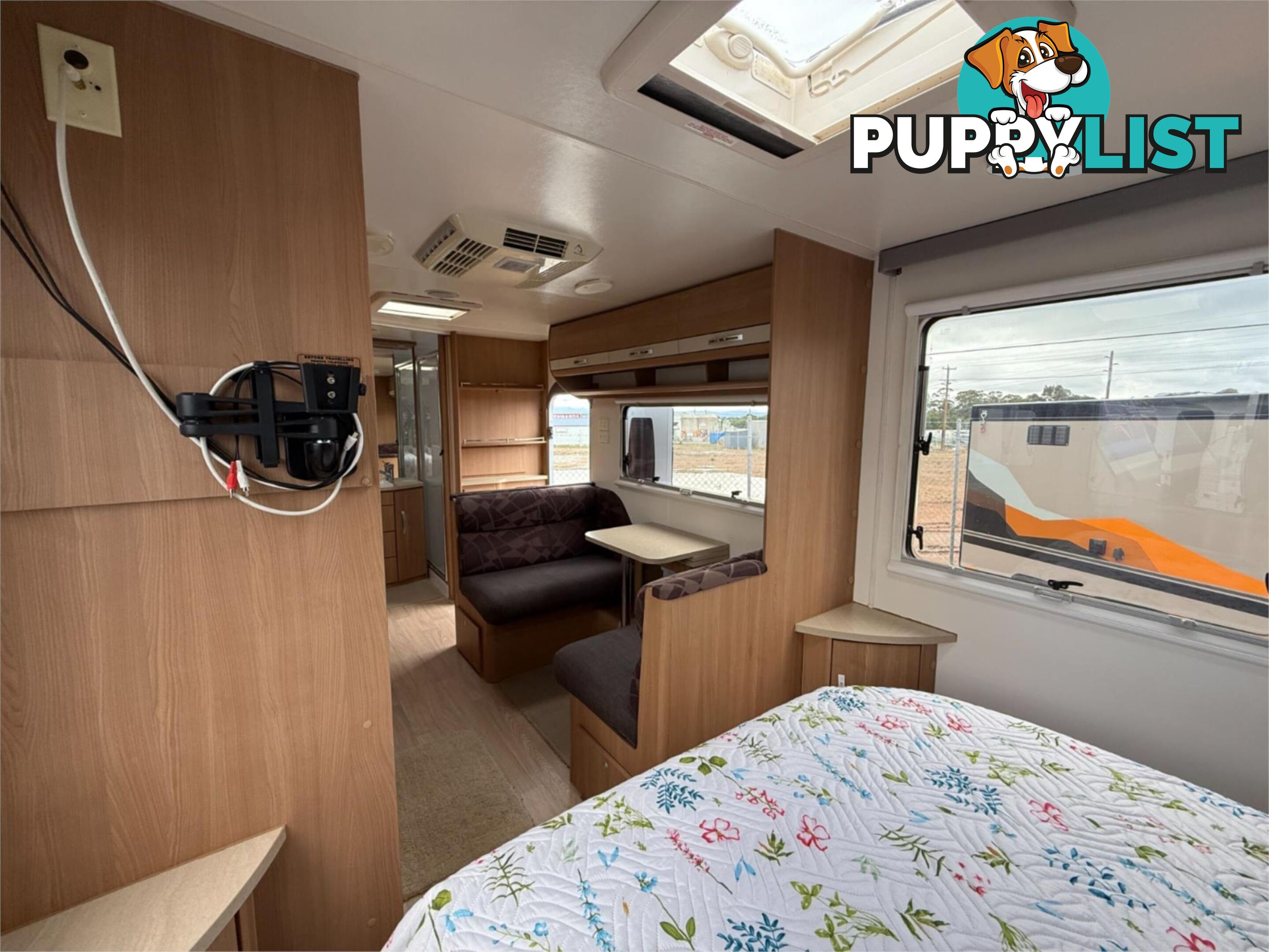 2014 JAYCO STARCRAFT CARAVAN 19FT 3 X 8FT 1 MY13 19.61-2