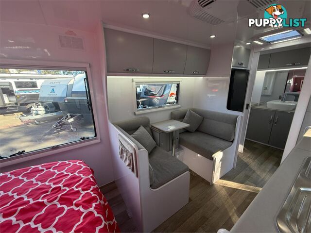 2024 SNOWY RIVER SRC-19 CARAVAN 19FT