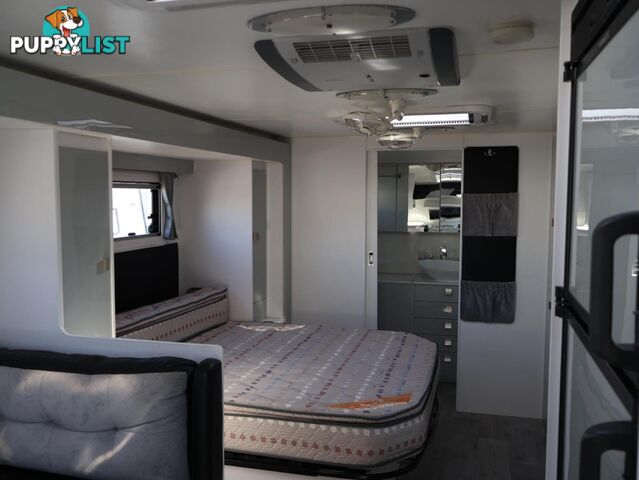 2018 NOVA CARAVANS PRIDE PLATINUM CARAVAN 23FT 11 22-17F