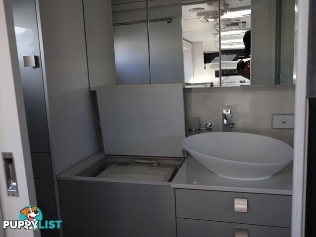 2018 NOVA CARAVANS PRIDE PLATINUM CARAVAN 23FT 11 22-17F