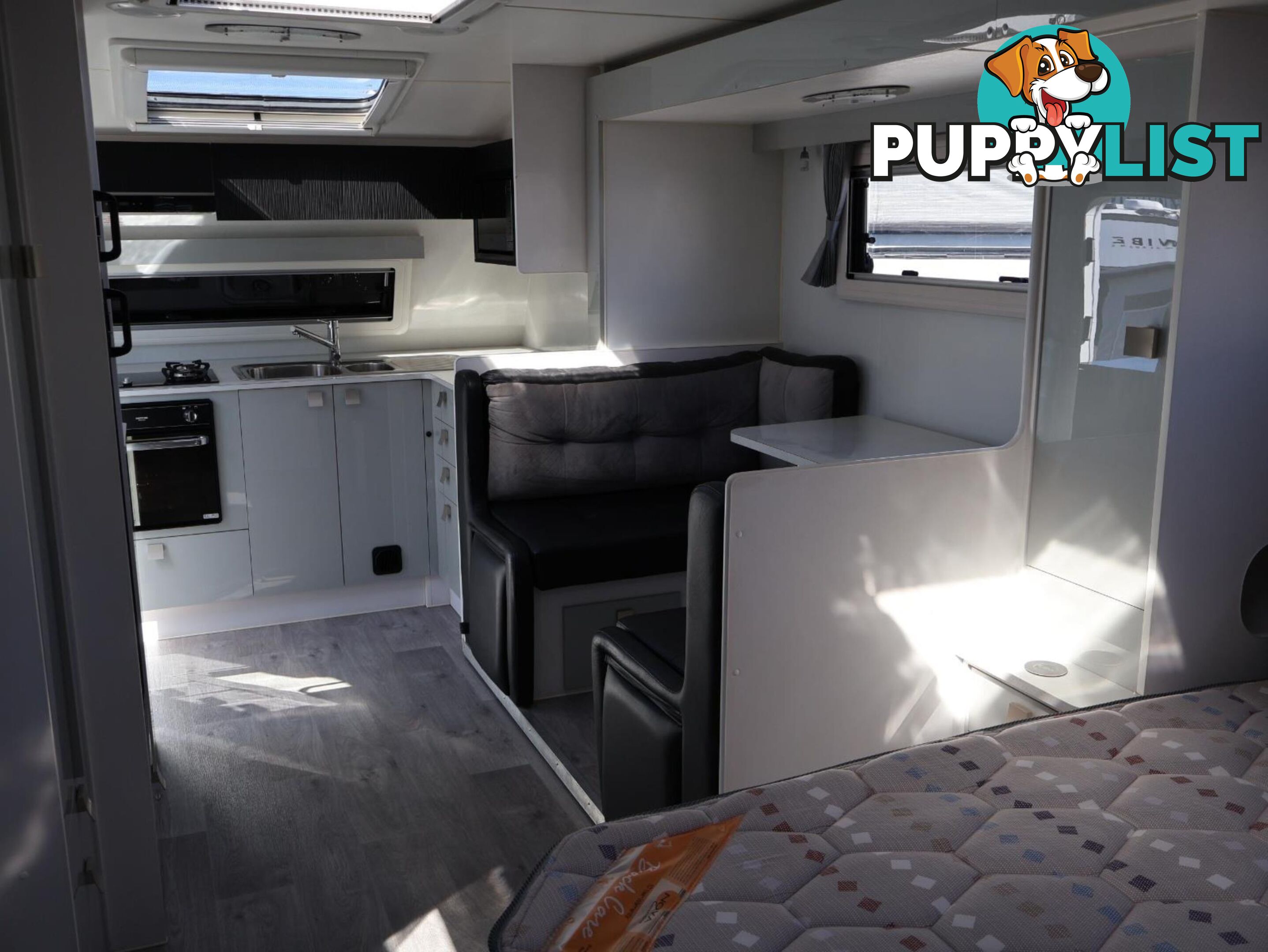 2018 NOVA CARAVANS PRIDE PLATINUM CARAVAN 23FT 11 22-17F