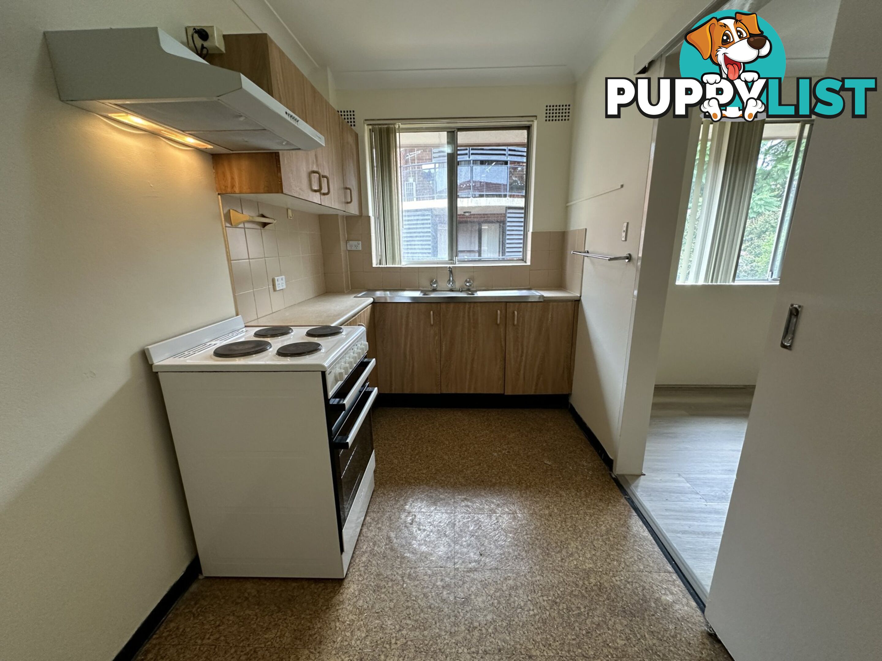 5/296 MERRYLANDS ROAD MERRYLANDS NSW 2160