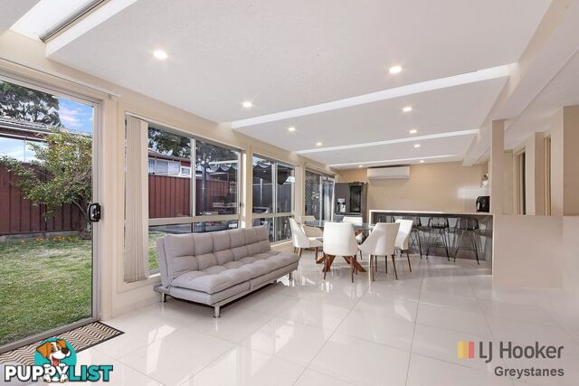 7 Wayne Crescent GREYSTANES NSW 2145