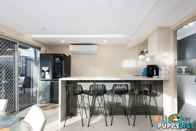 7 Wayne Crescent GREYSTANES NSW 2145
