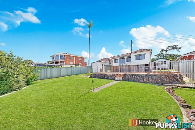56 Ettalong Rd GREYSTANES NSW 2145