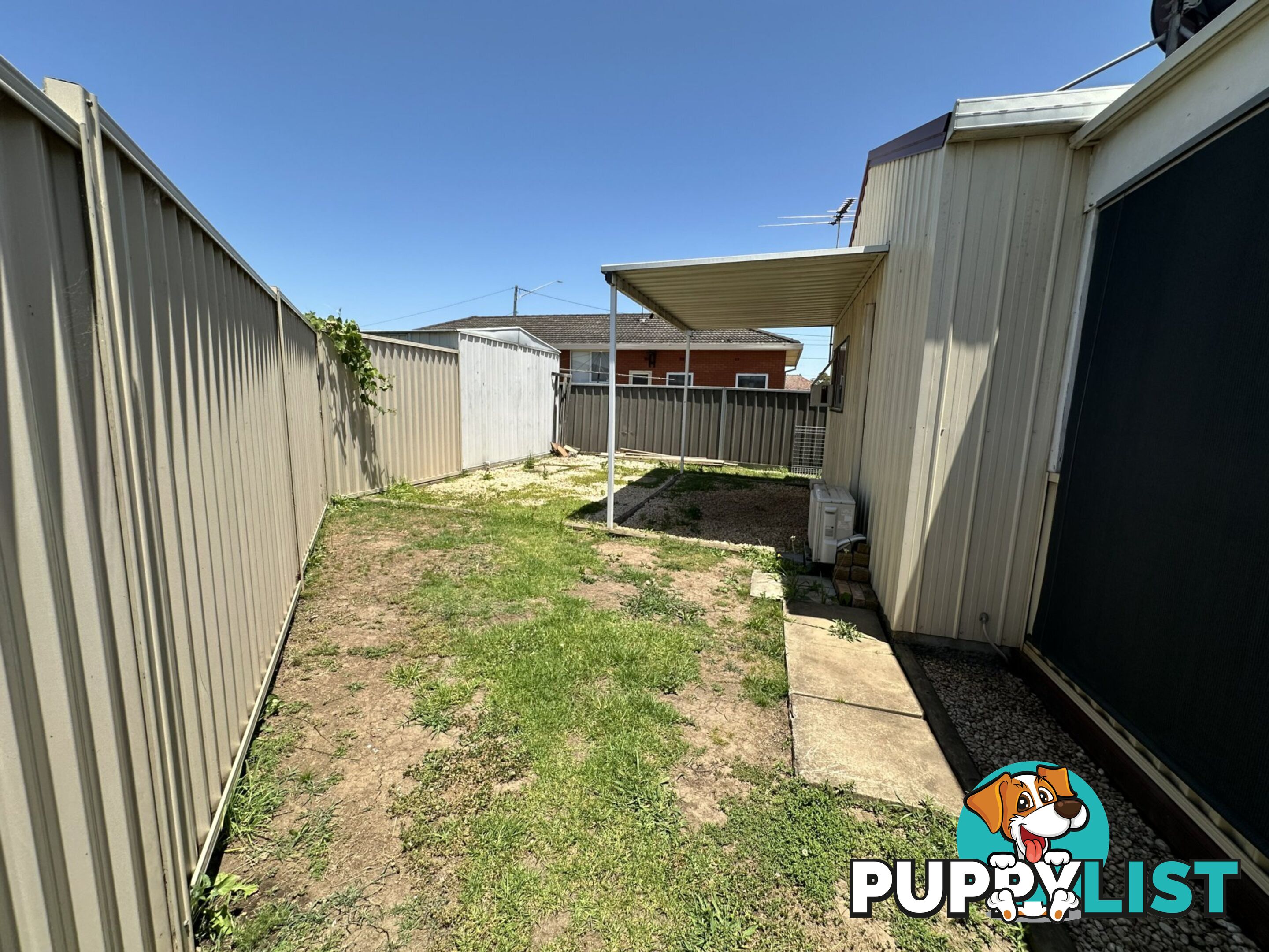 71a MUSGRAVE CRESCENT FAIRFIELD WEST NSW 2165