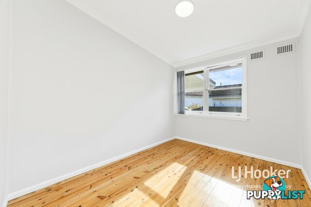 8 Thomas Clarke Street WESTMEAD NSW 2145