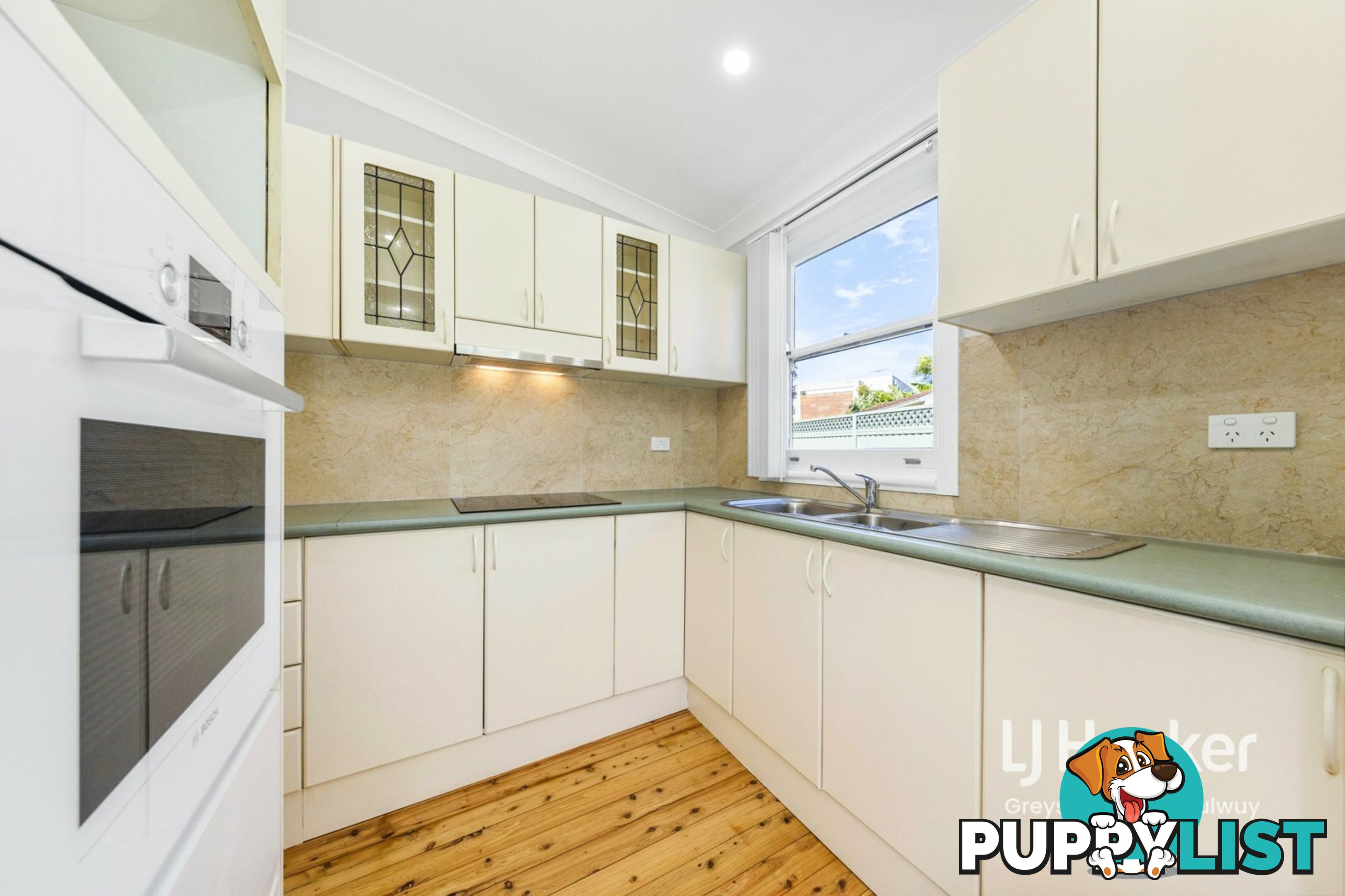 8 Thomas Clarke Street WESTMEAD NSW 2145