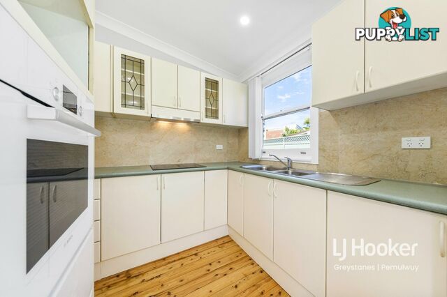 8 Thomas Clarke Street WESTMEAD NSW 2145