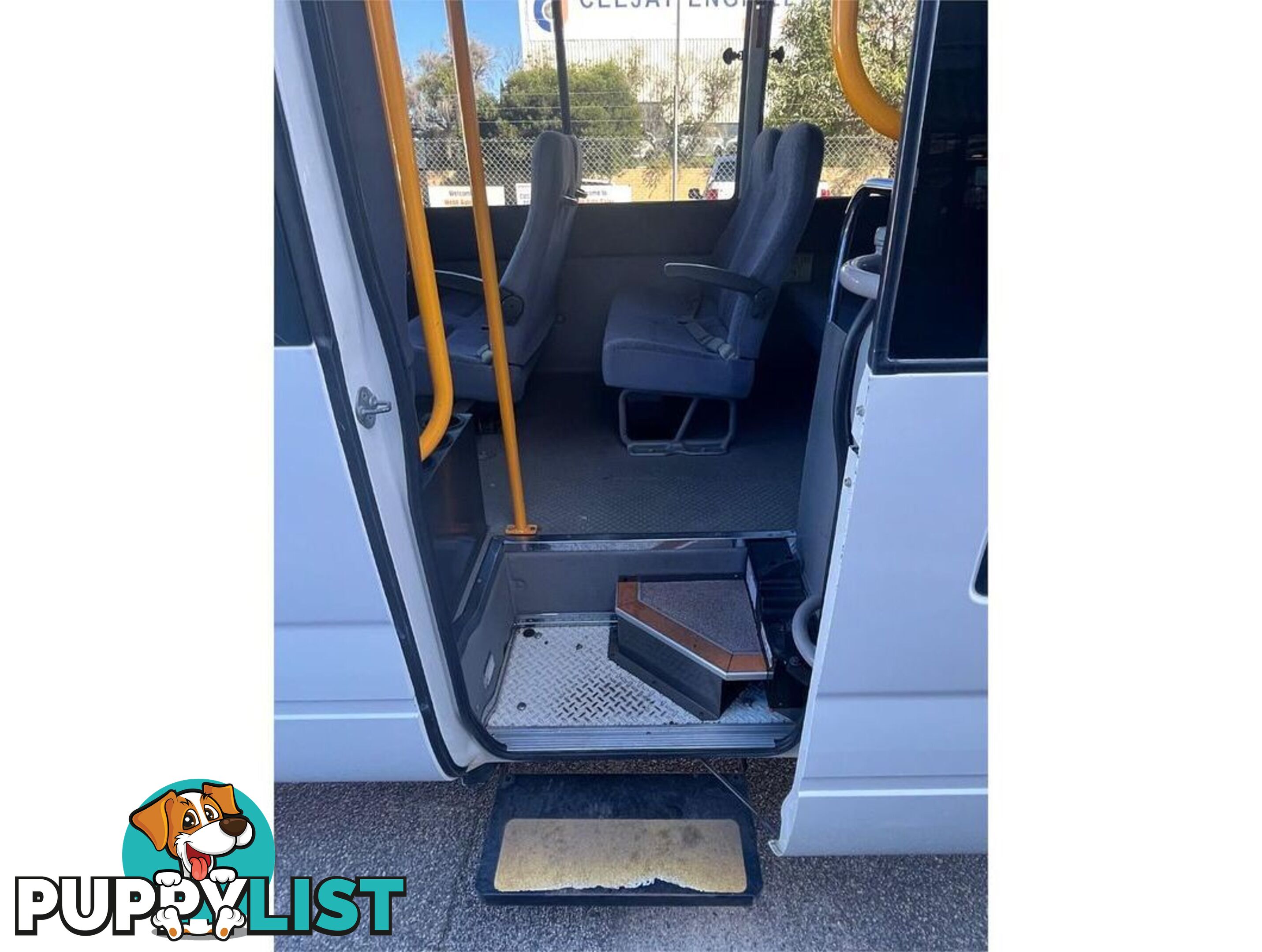 2013 TOYOTA COASTER DELUXE XZB50R BUS