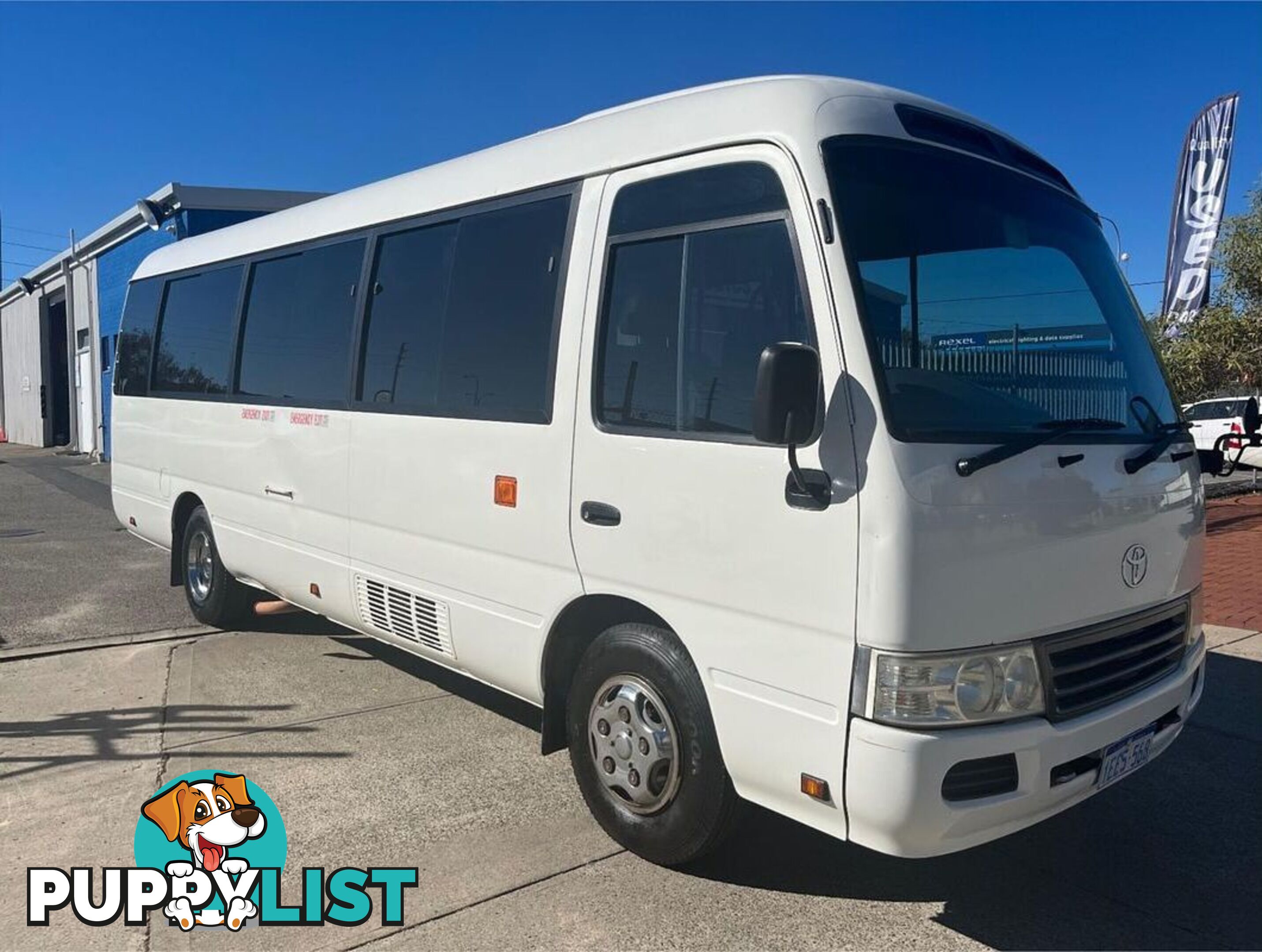 2013 TOYOTA COASTER DELUXE XZB50R BUS