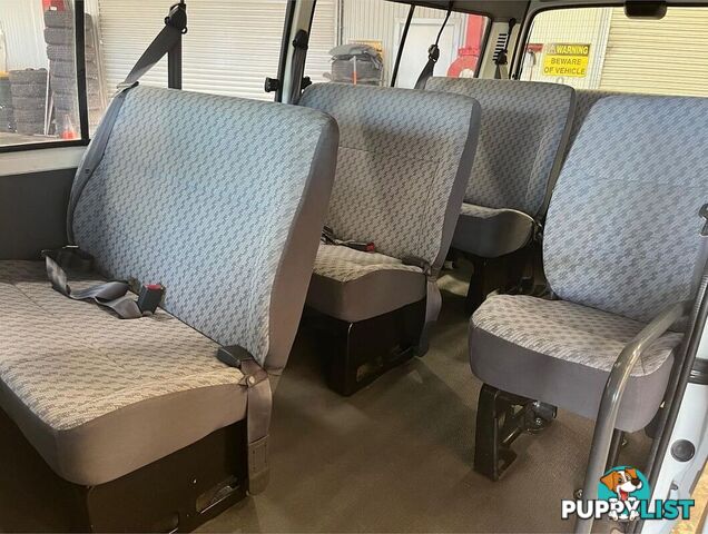 2001 TOYOTA HIACE COMMUTER LH184R BUS