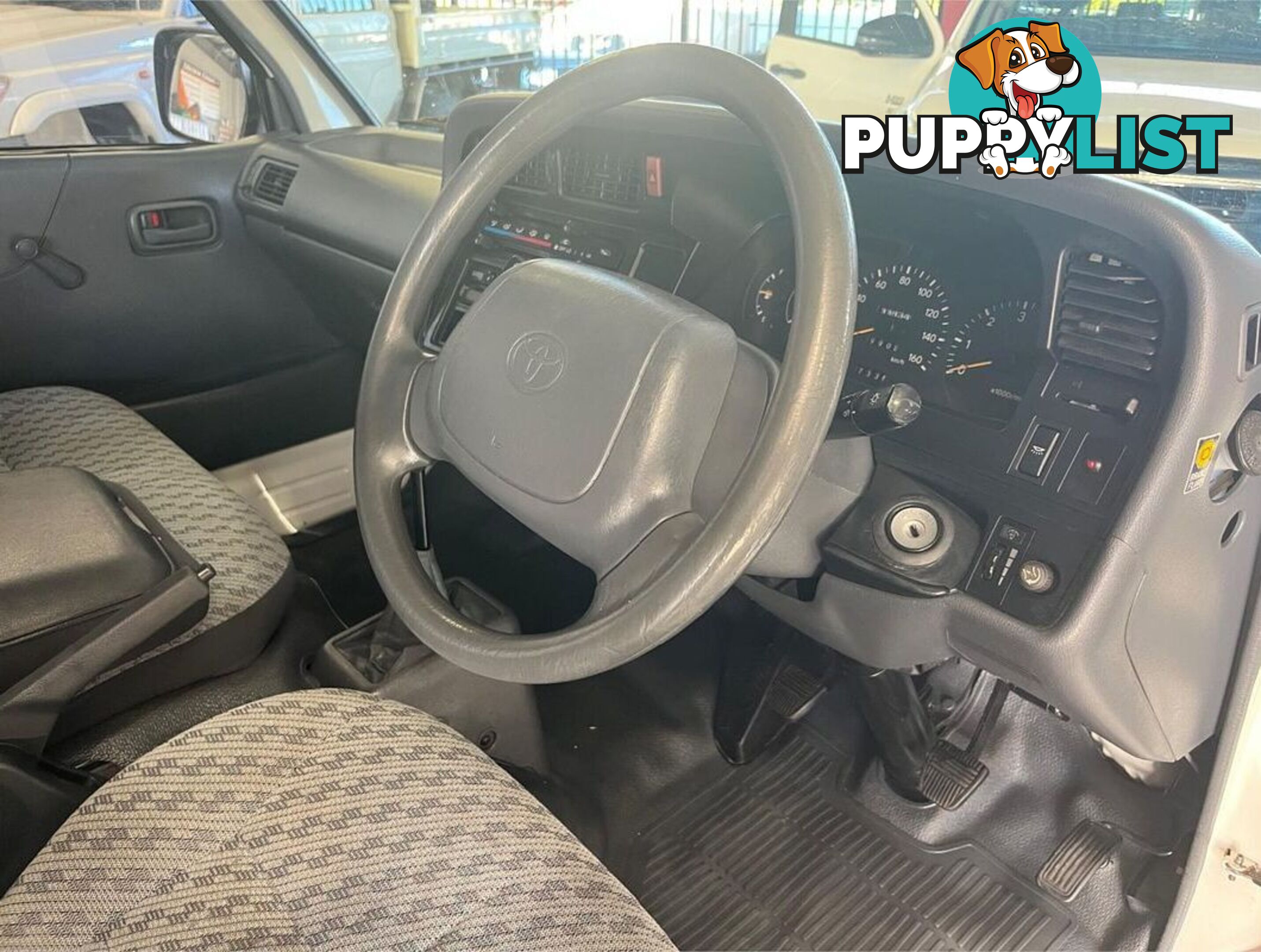 2001 TOYOTA HIACE COMMUTER LH184R BUS