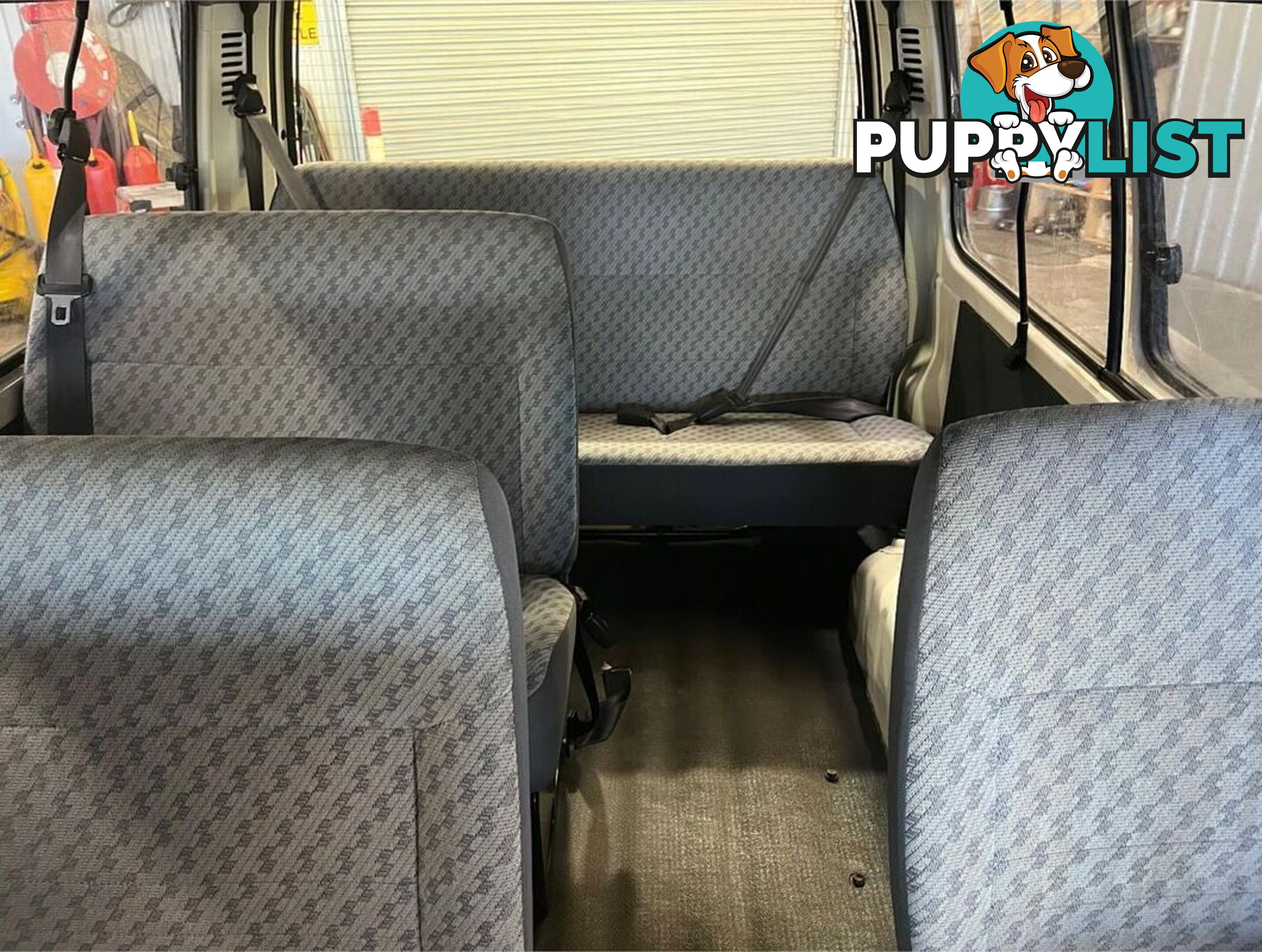 2001 TOYOTA HIACE COMMUTER LH184R BUS