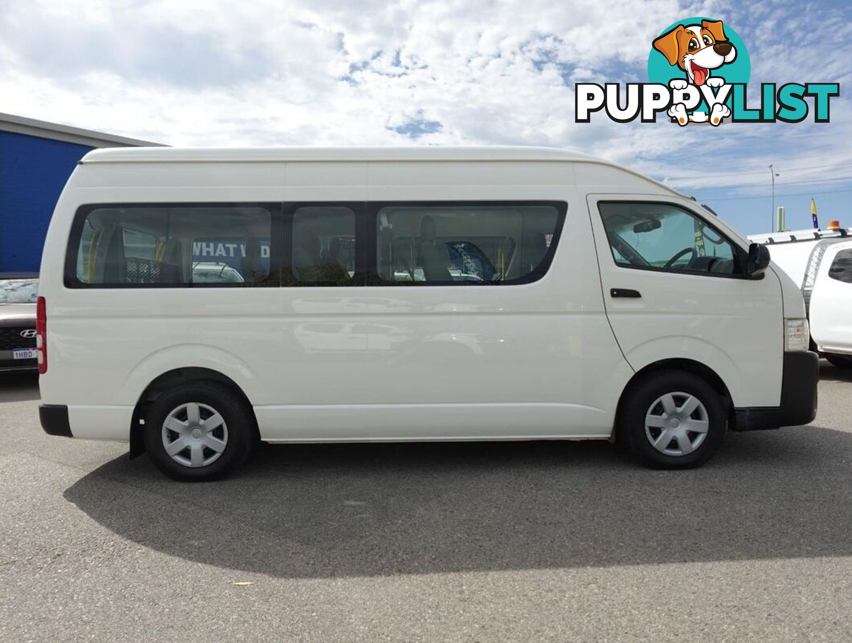 2015 TOYOTA HIACE COMMUTER KDH223R BUS