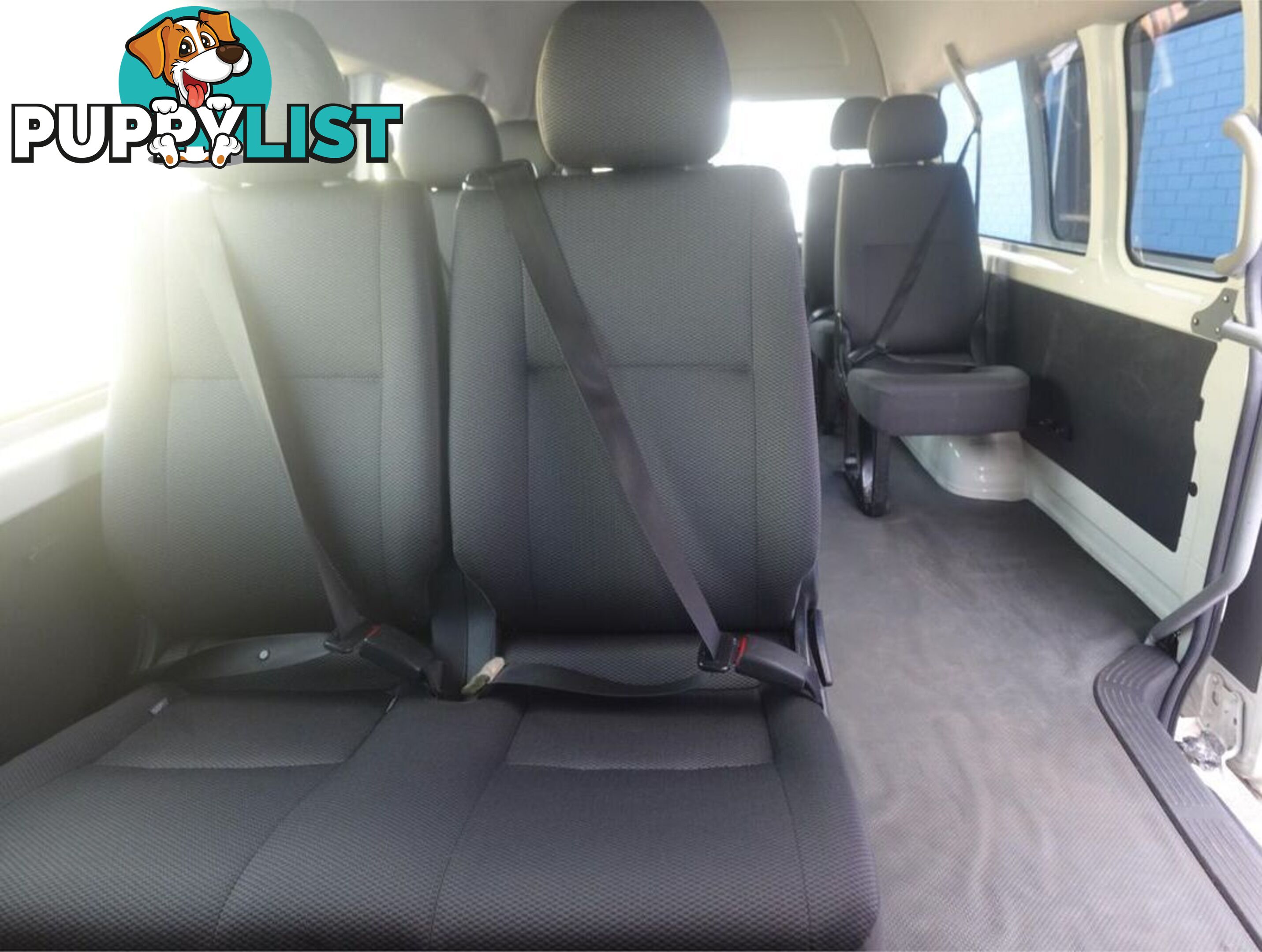 2019 TOYOTA HIACE COMMUTER KDH223R BUS