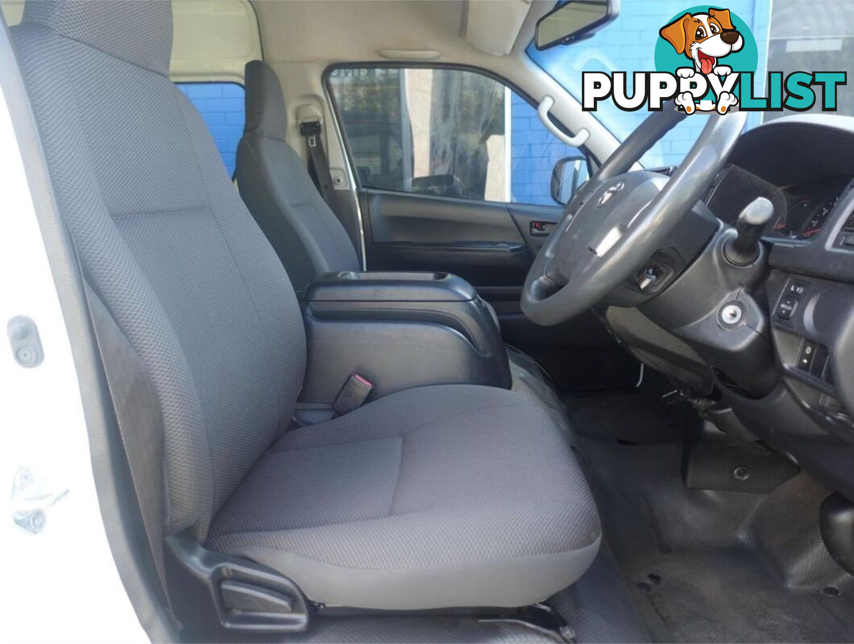 2019 TOYOTA HIACE COMMUTER KDH223R BUS