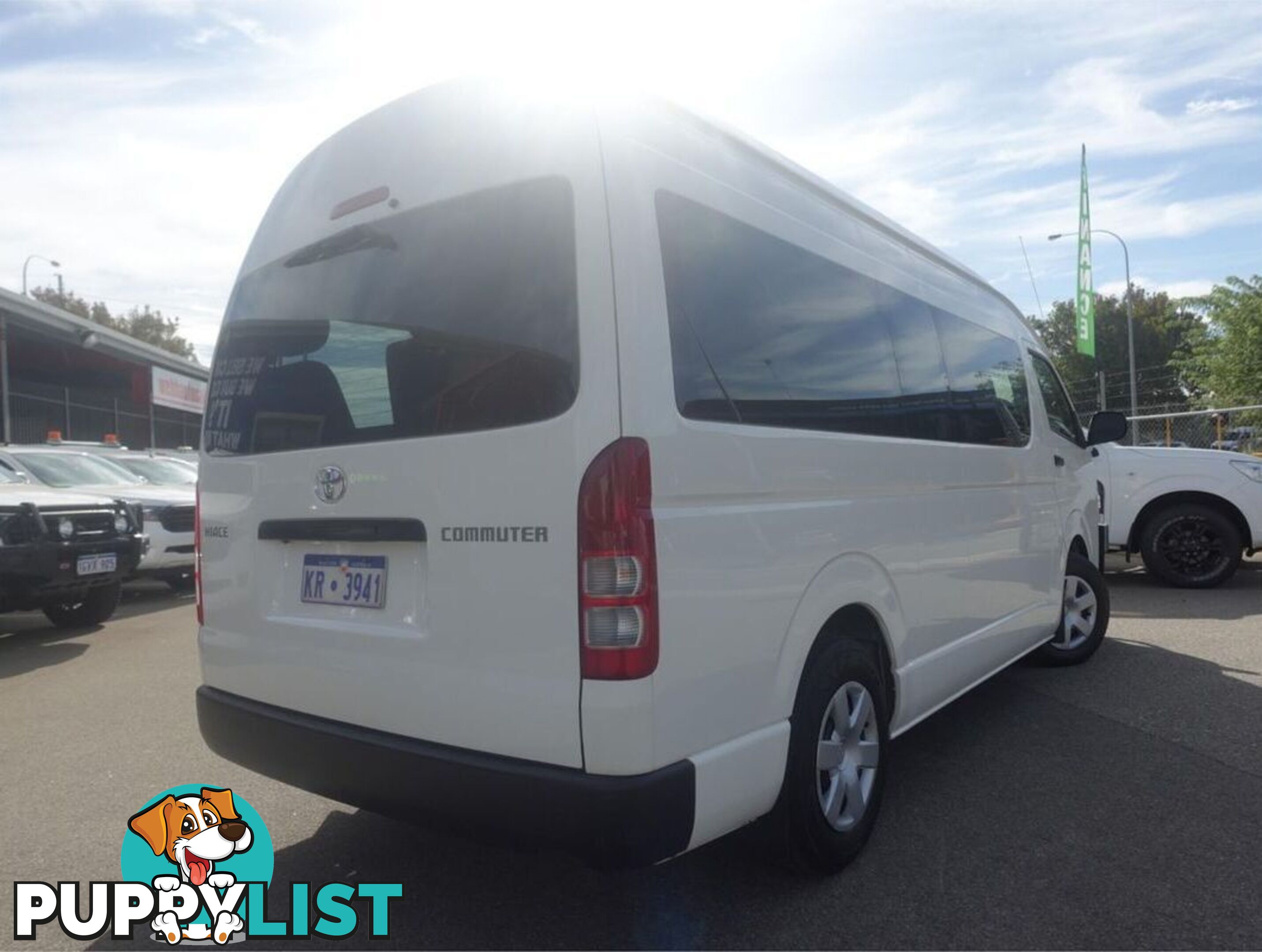 2019 TOYOTA HIACE COMMUTER KDH223R BUS
