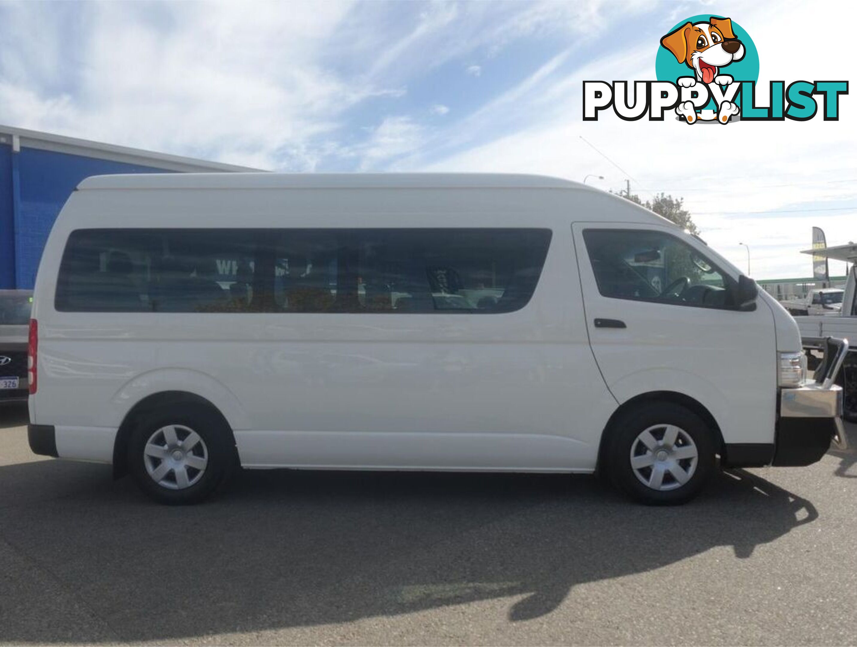 2019 TOYOTA HIACE COMMUTER KDH223R BUS