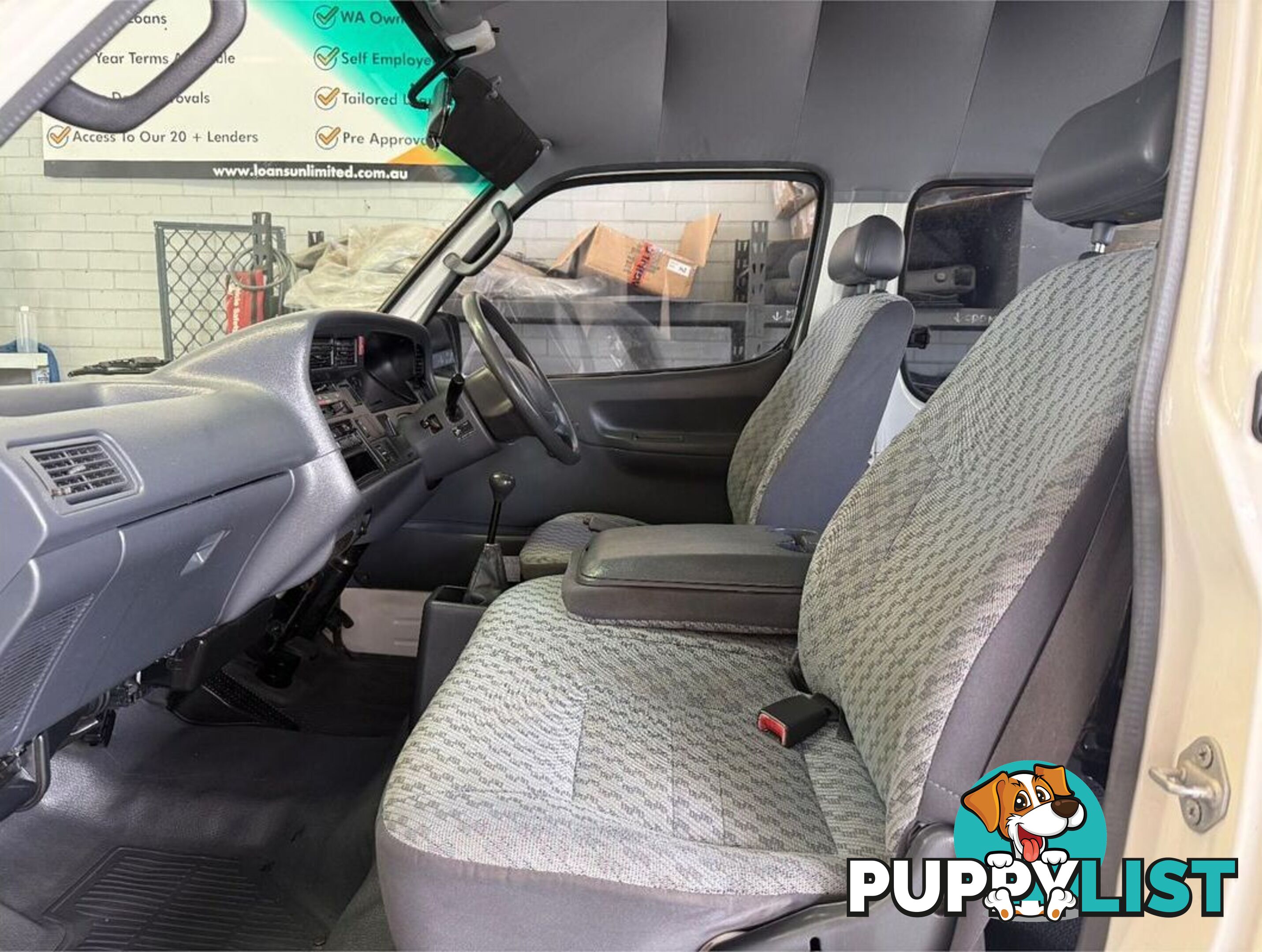 2001 TOYOTA HIACE COMMUTER LH184R BUS