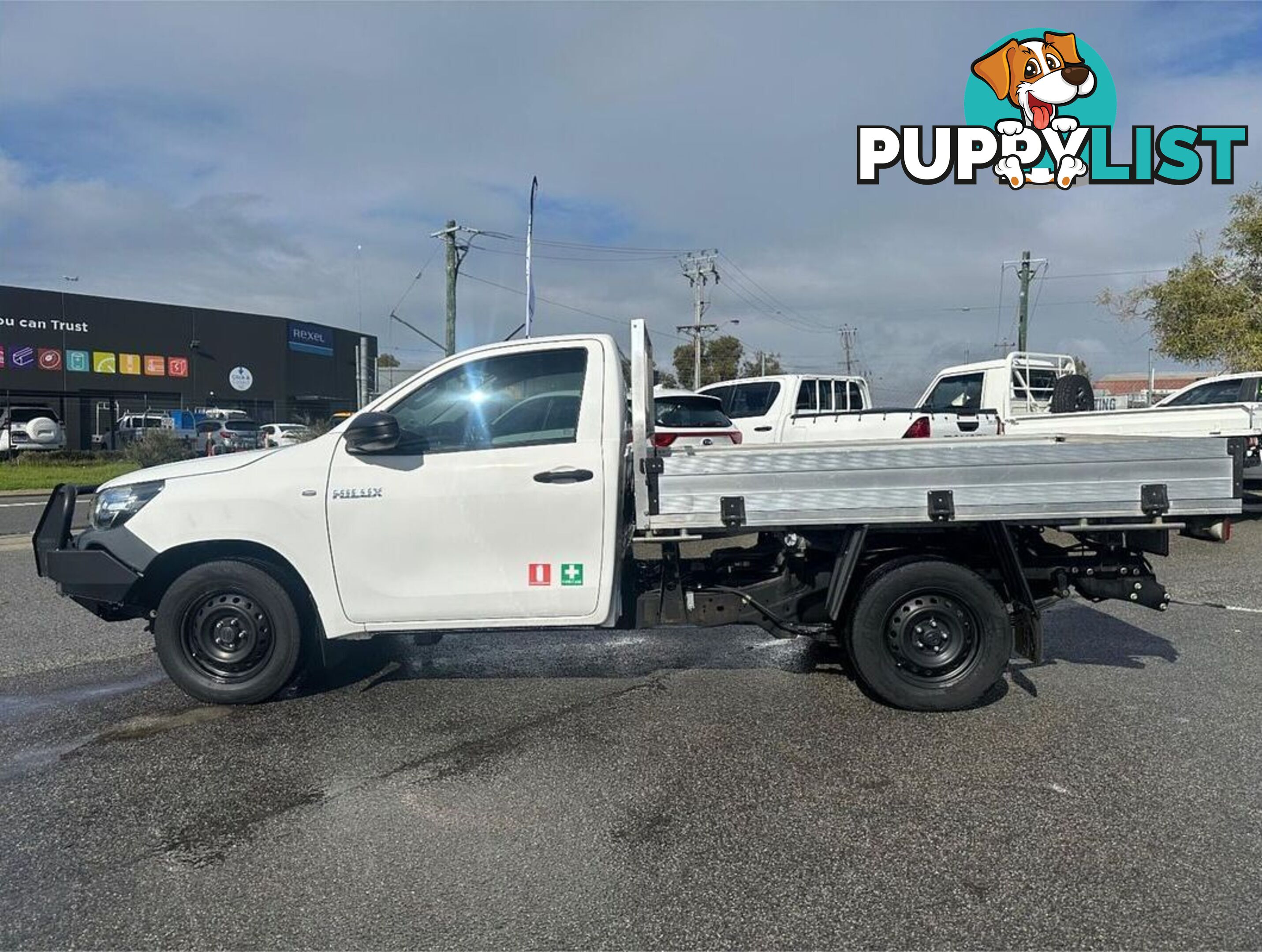 2018 TOYOTA HILUX WORKMATE GUN122R CAB CHASSIS
