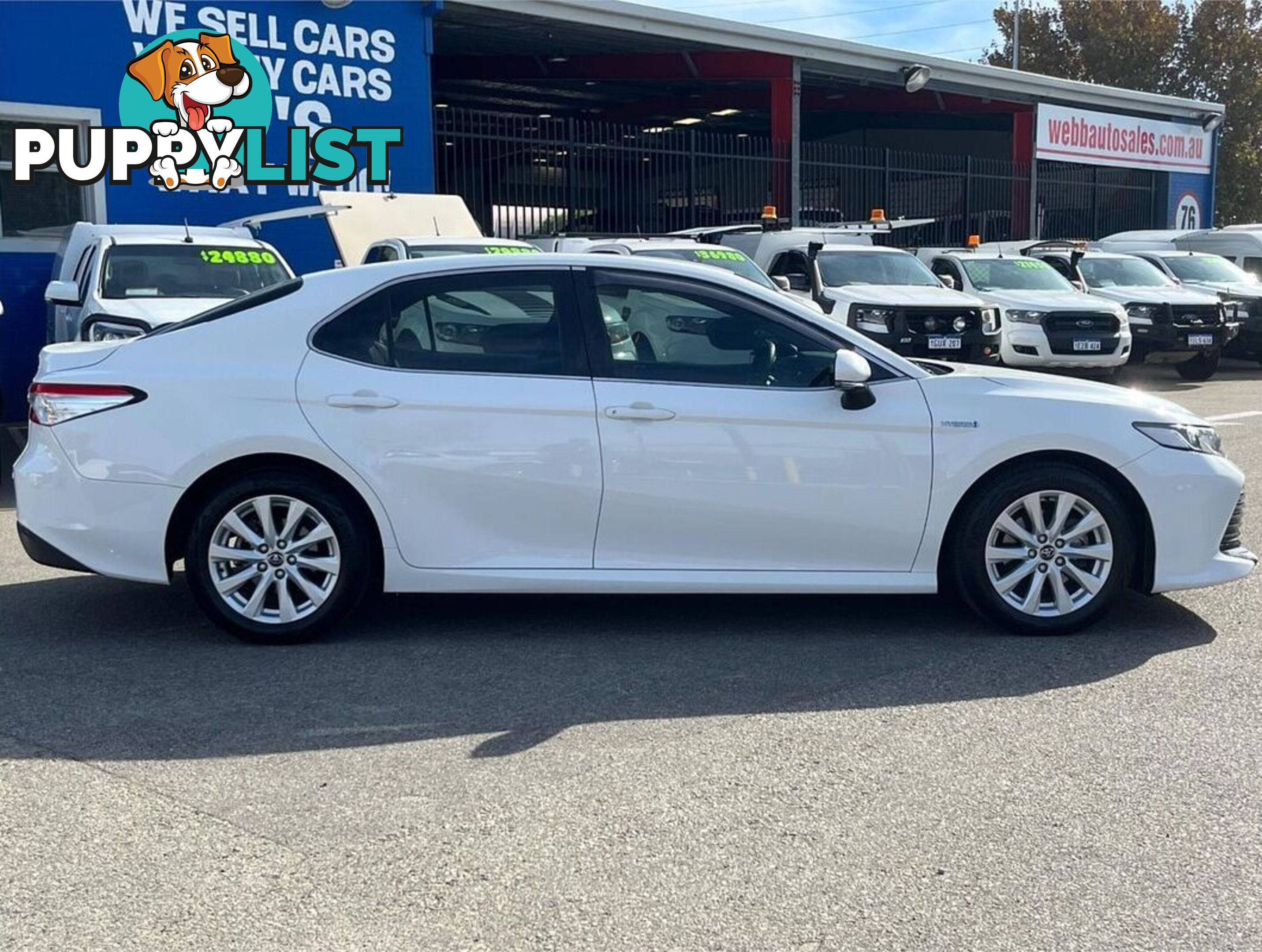 2018 TOYOTA CAMRY ASCENT AXVH71R SEDAN