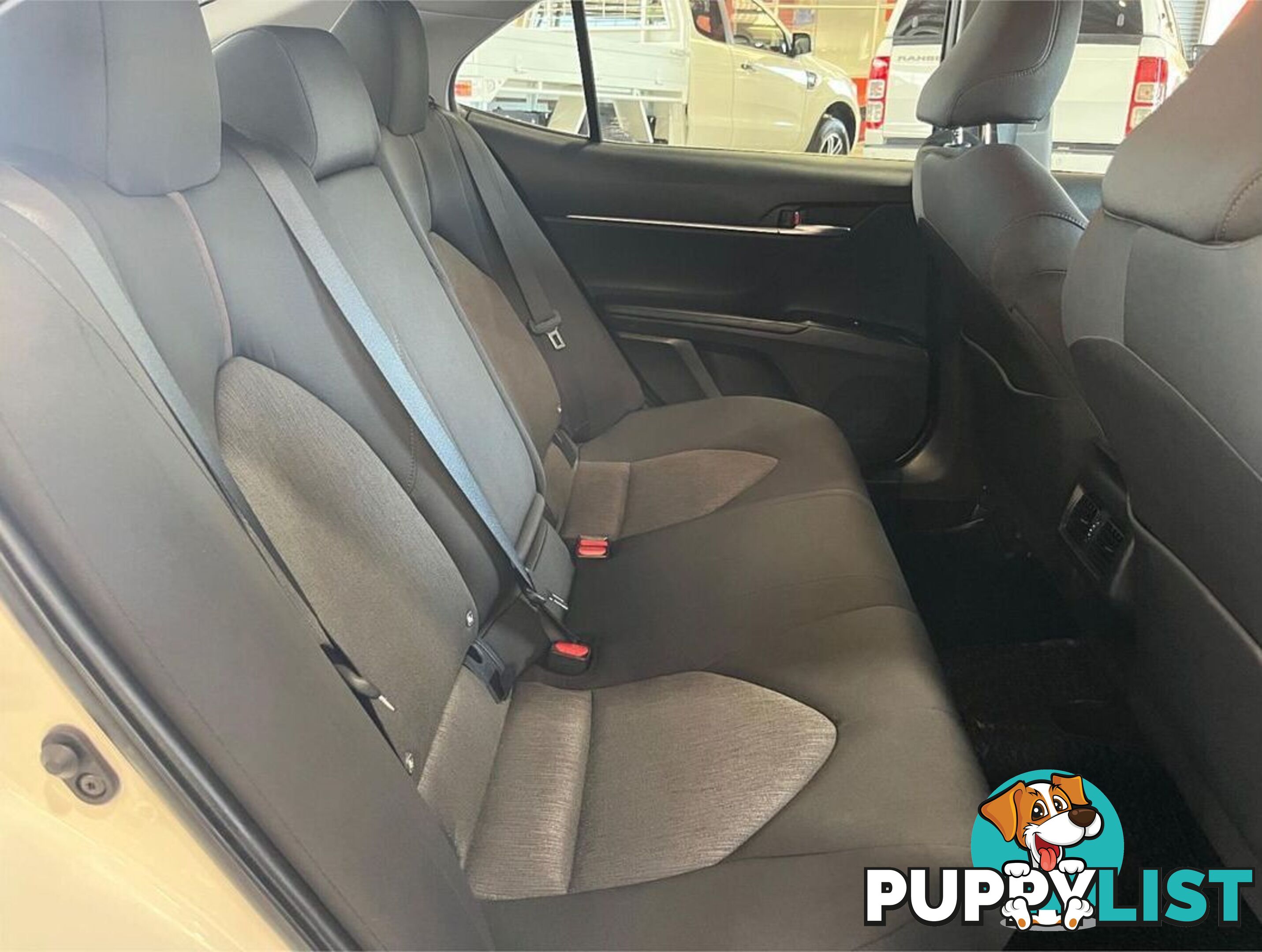 2018 TOYOTA CAMRY ASCENT AXVH71R SEDAN