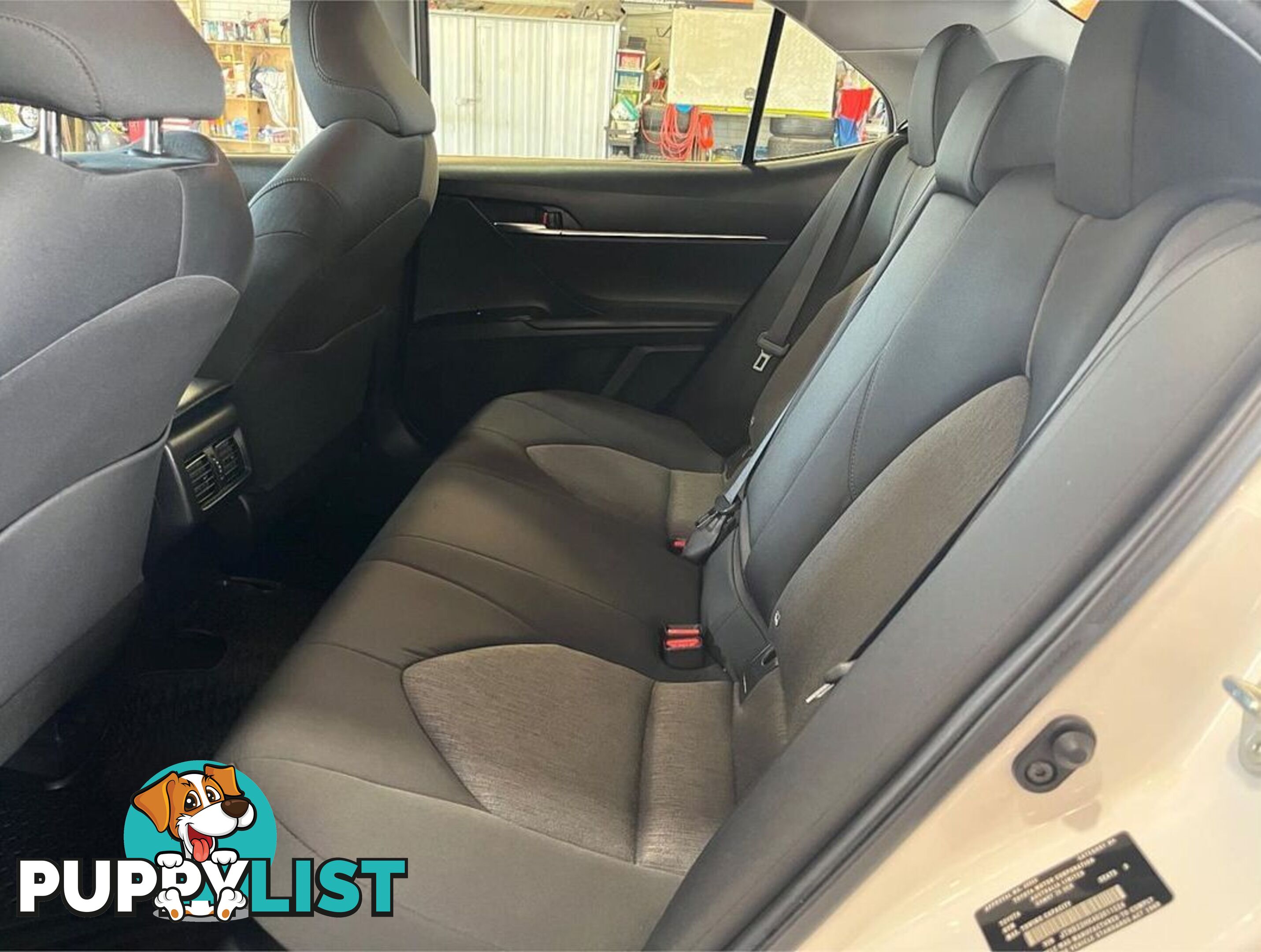 2018 TOYOTA CAMRY ASCENT AXVH71R SEDAN