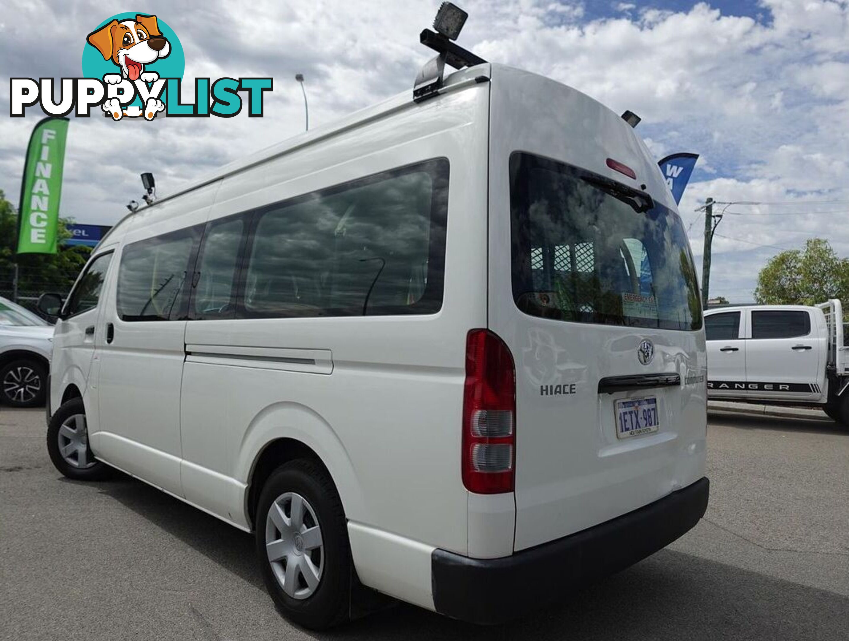 2015 TOYOTA HIACE COMMUTER KDH223R BUS