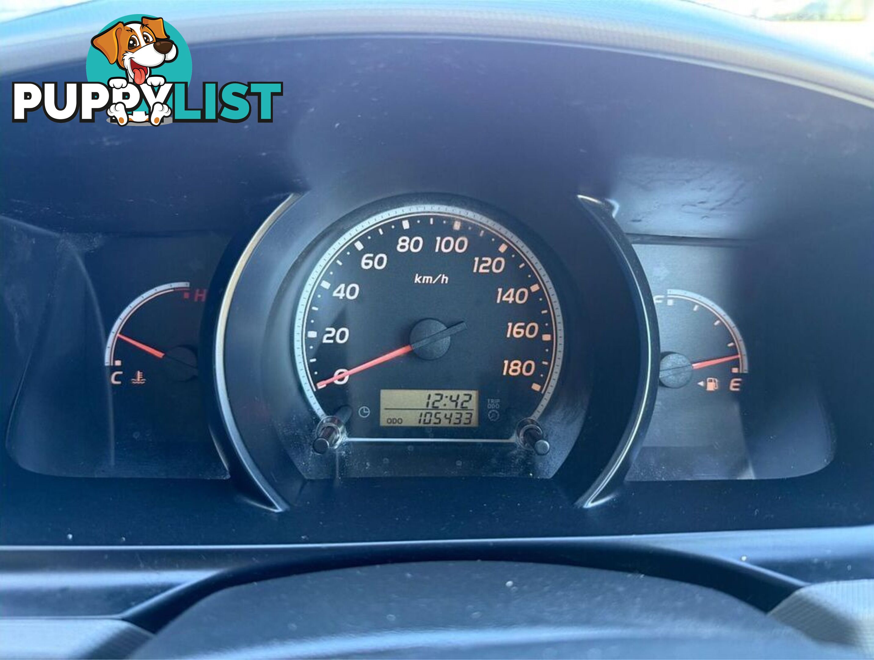 2006 TOYOTA HIACE COMMUTER TRH223R BUS