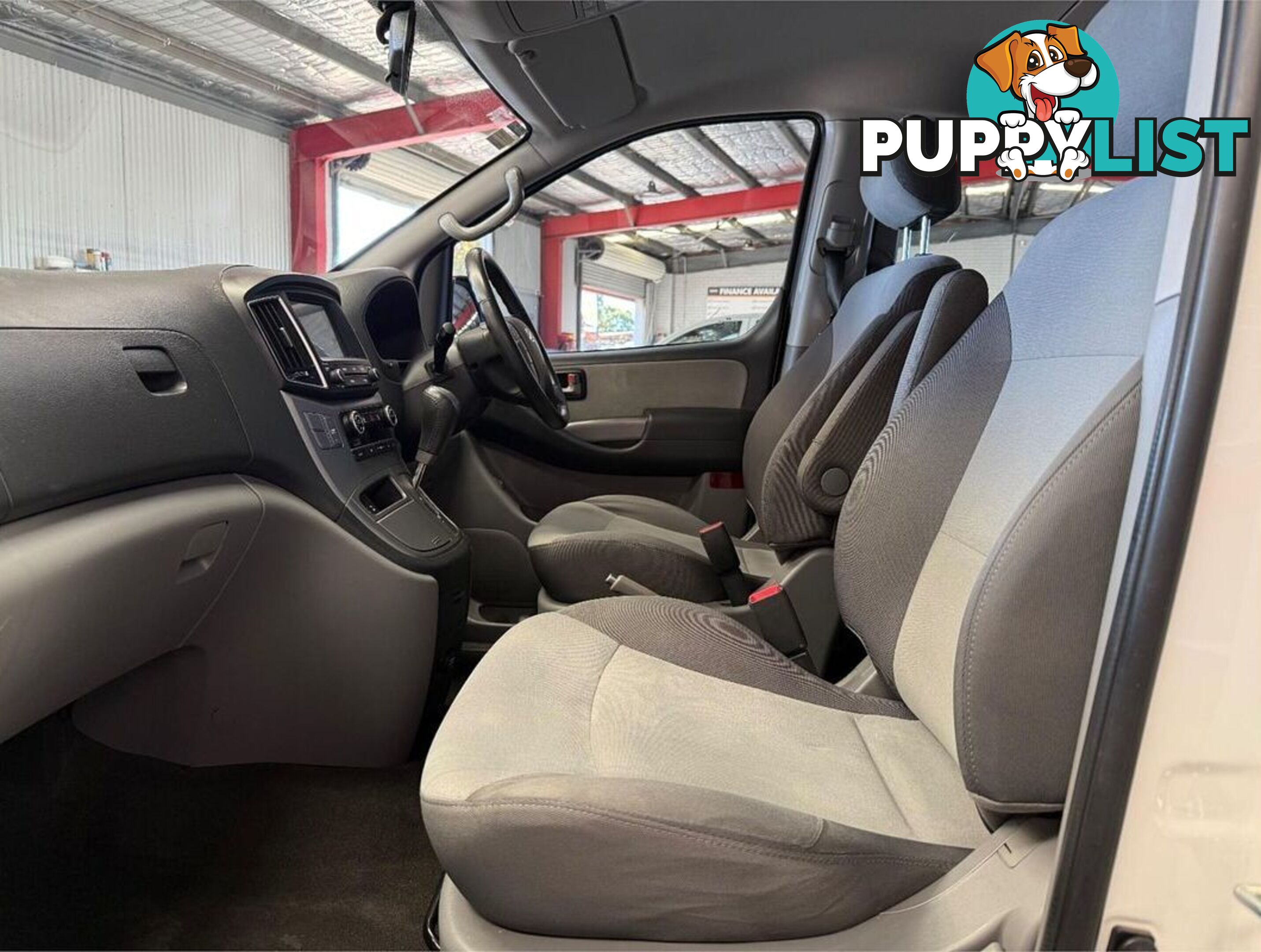 2018 HYUNDAI IMAX  TQ3-W SERIES II WAGON