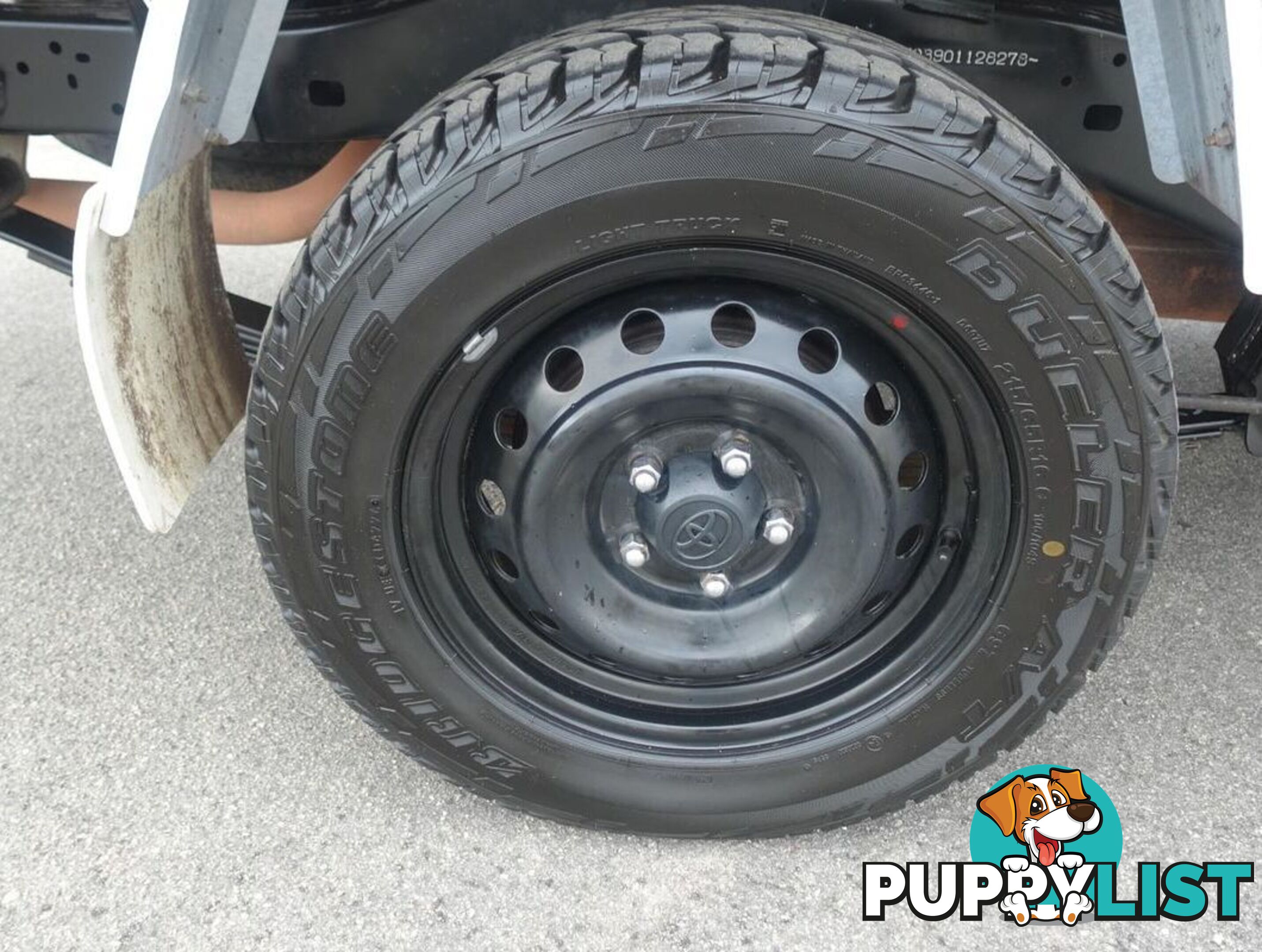 2019 TOYOTA HILUX WORKMATE TGN121R CAB CHASSIS