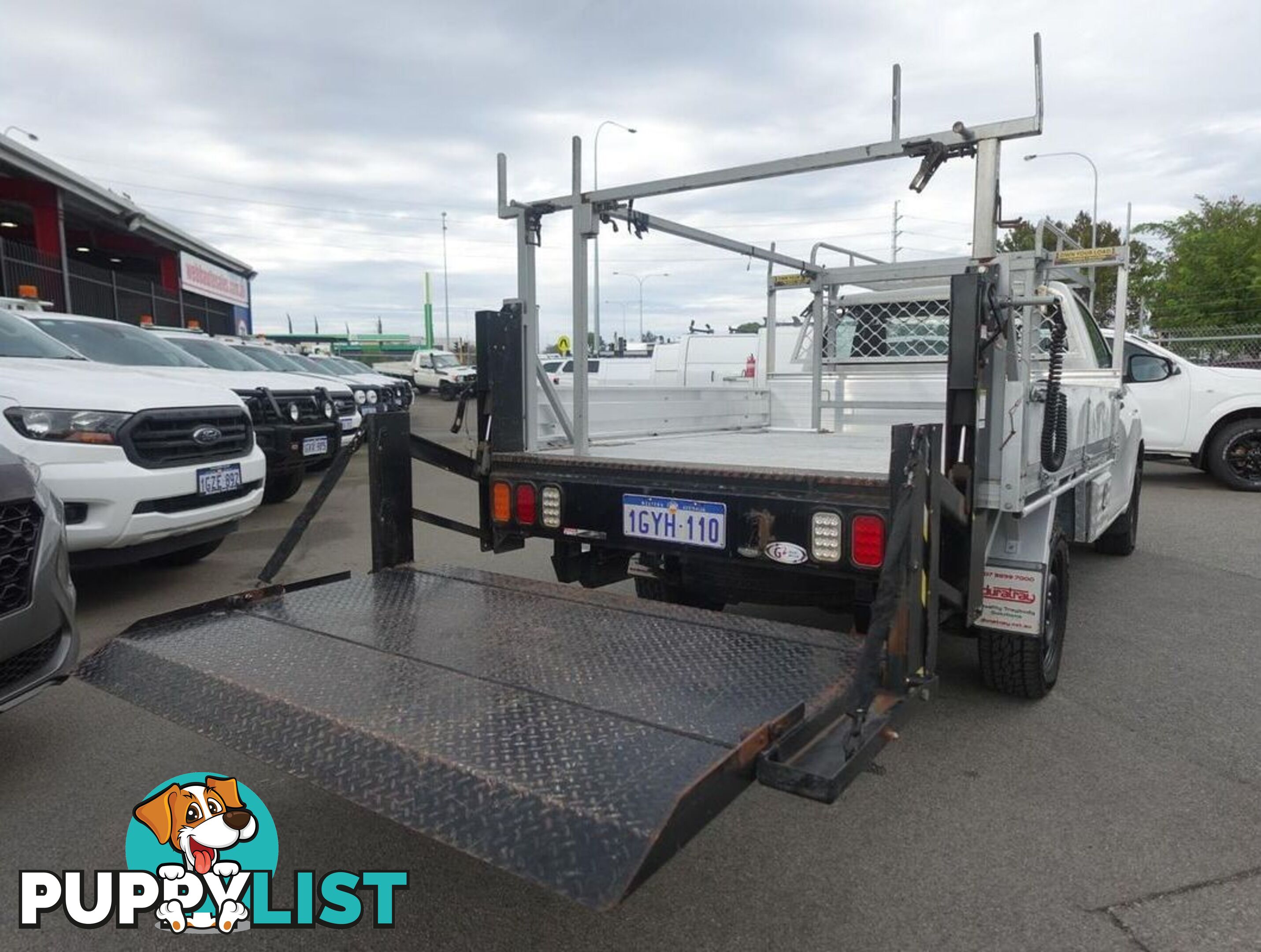 2019 TOYOTA HILUX WORKMATE TGN121R CAB CHASSIS