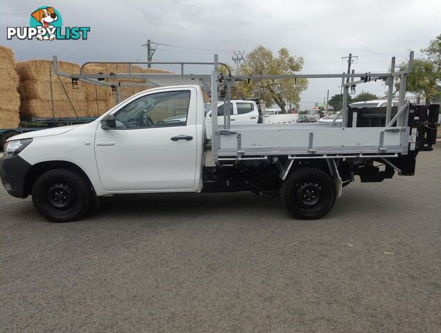 2019 TOYOTA HILUX WORKMATE TGN121R CAB CHASSIS