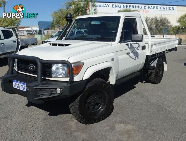 2020 TOYOTA LANDCRUISER WORKMATE VDJ79R CAB CHASSIS