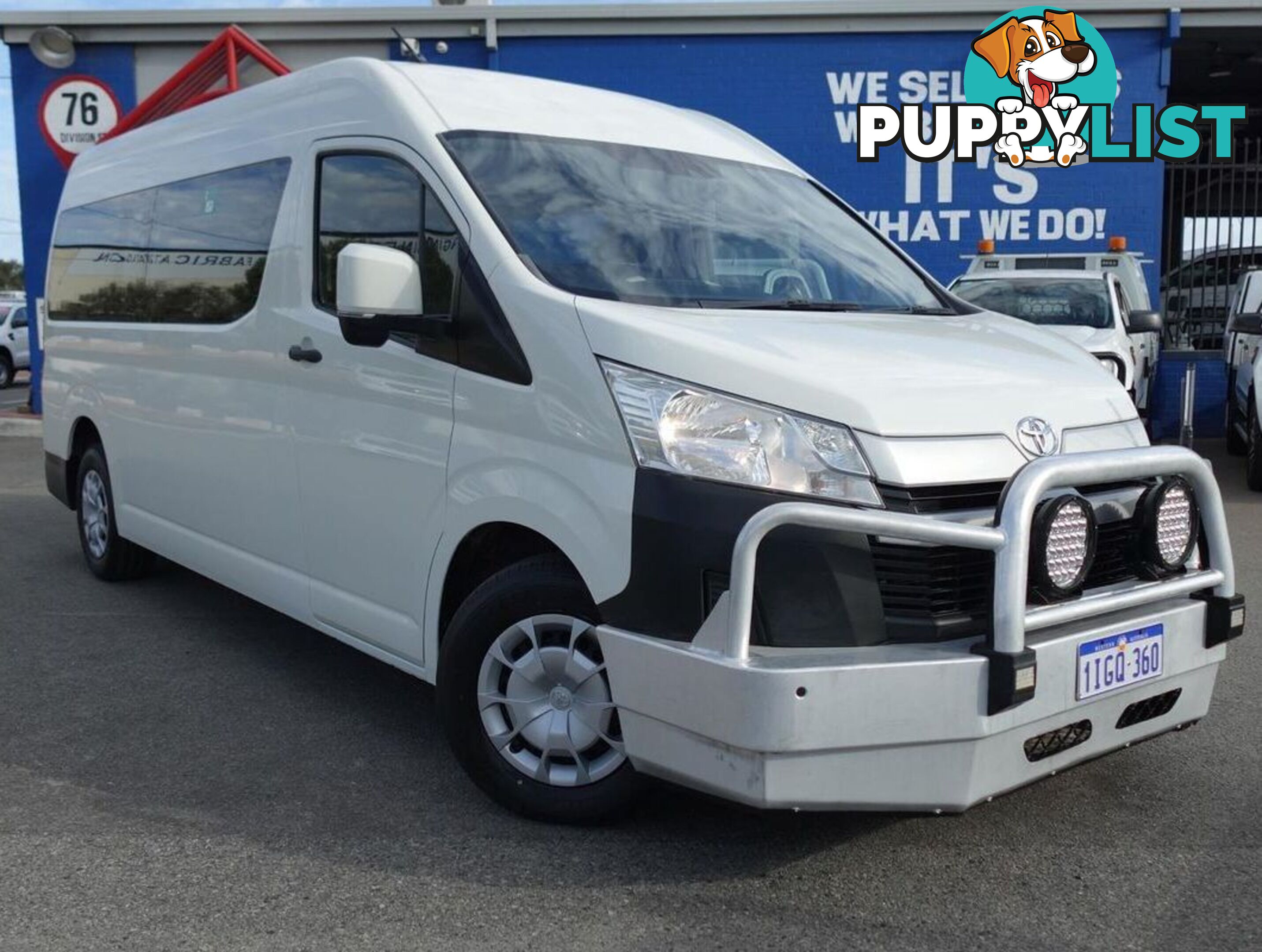 2020 TOYOTA HIACE COMMUTER GDH322R BUS