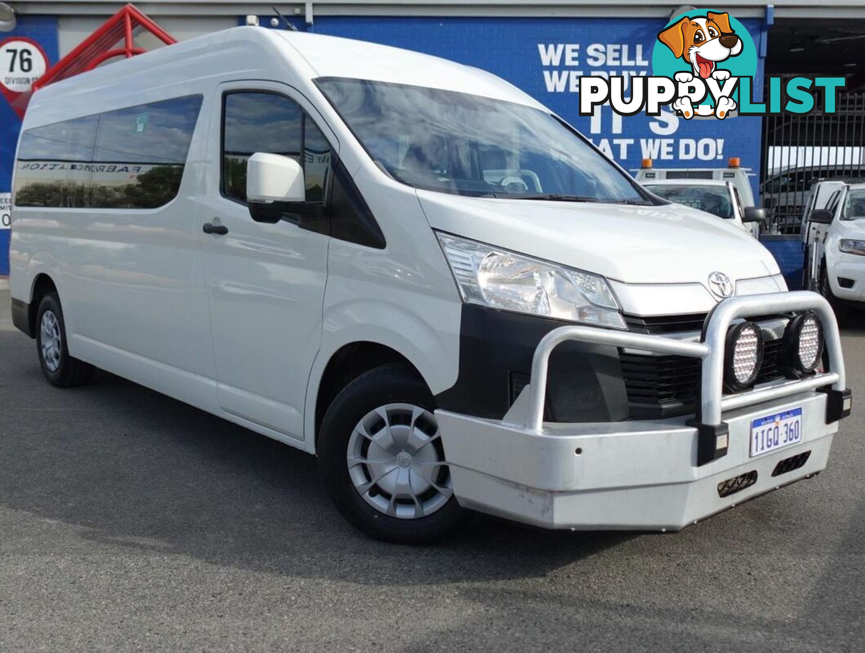 2020 TOYOTA HIACE COMMUTER GDH322R BUS