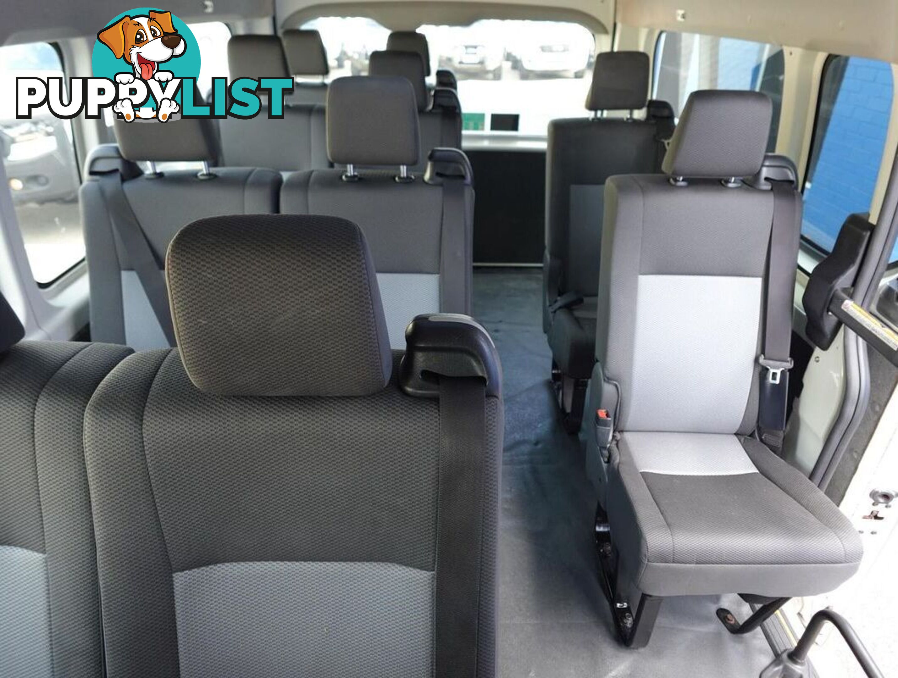 2020 TOYOTA HIACE COMMUTER GDH322R BUS
