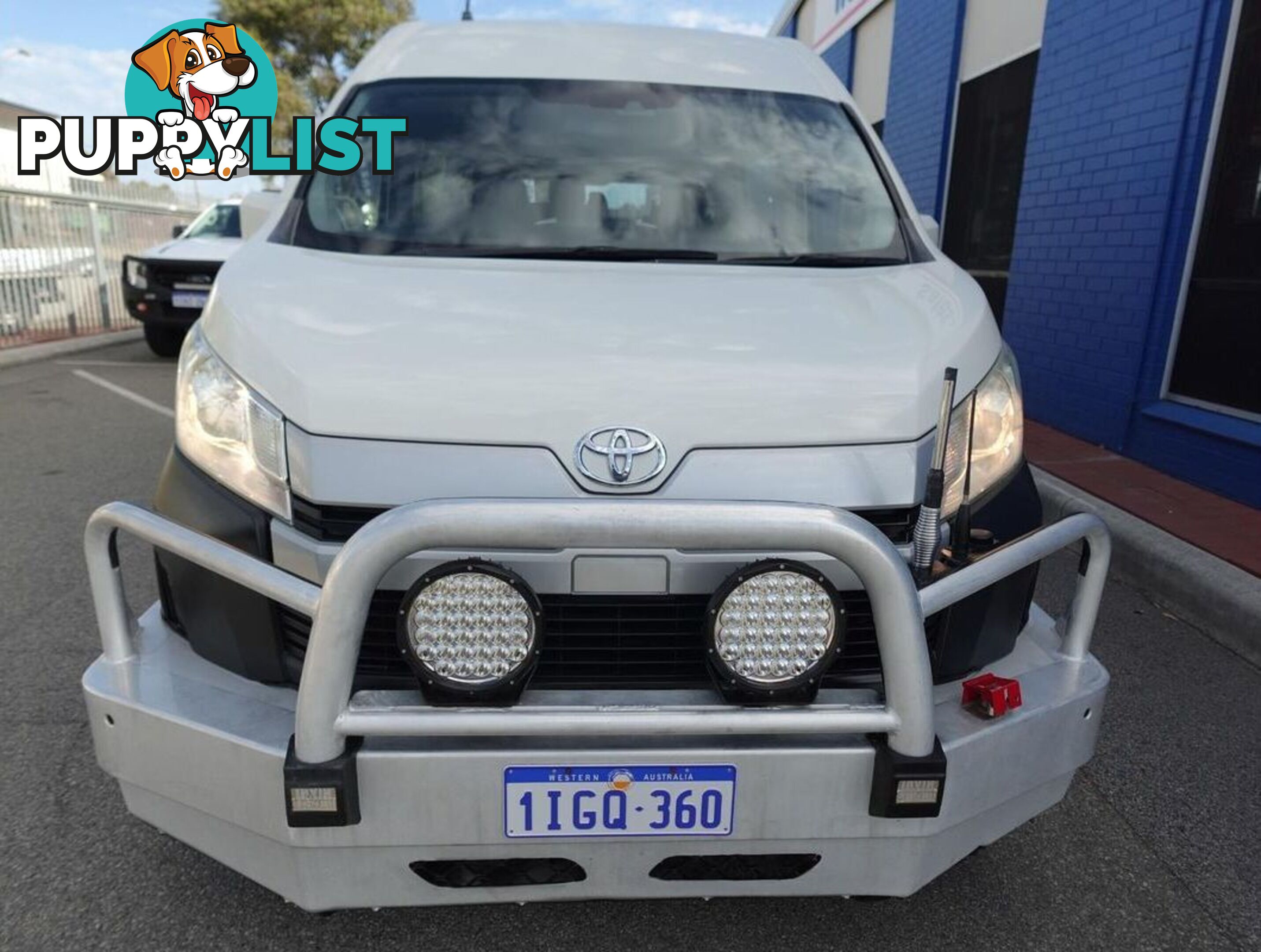 2020 TOYOTA HIACE COMMUTER GDH322R BUS